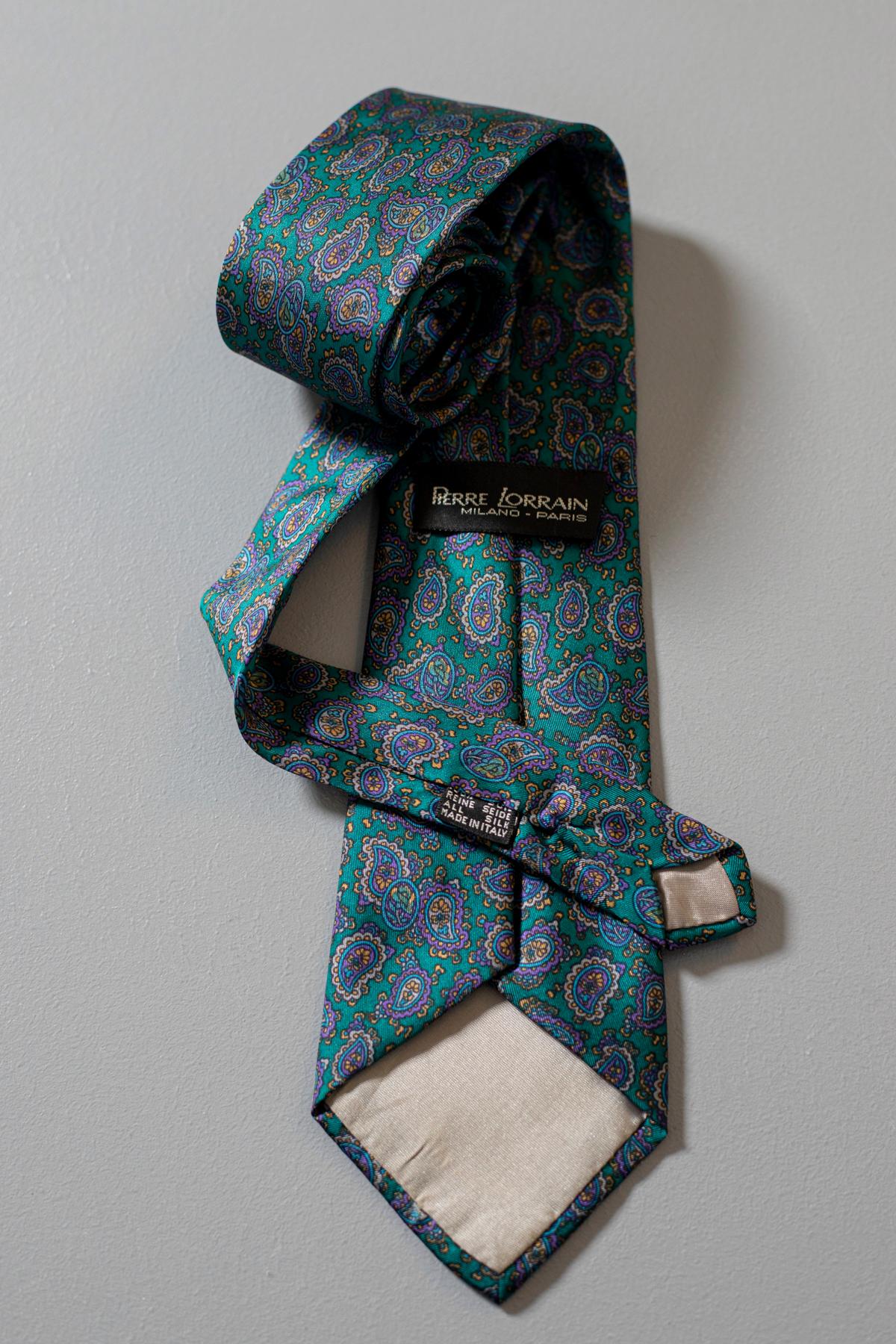 Blue Vintage Pierre Lorrain 100% silk tie with paisley motifs For Sale