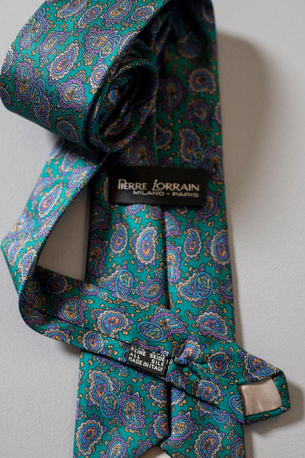 Vintage Pierre Lorrain 100% silk tie with paisley motifs In Good Condition For Sale In Milano, IT