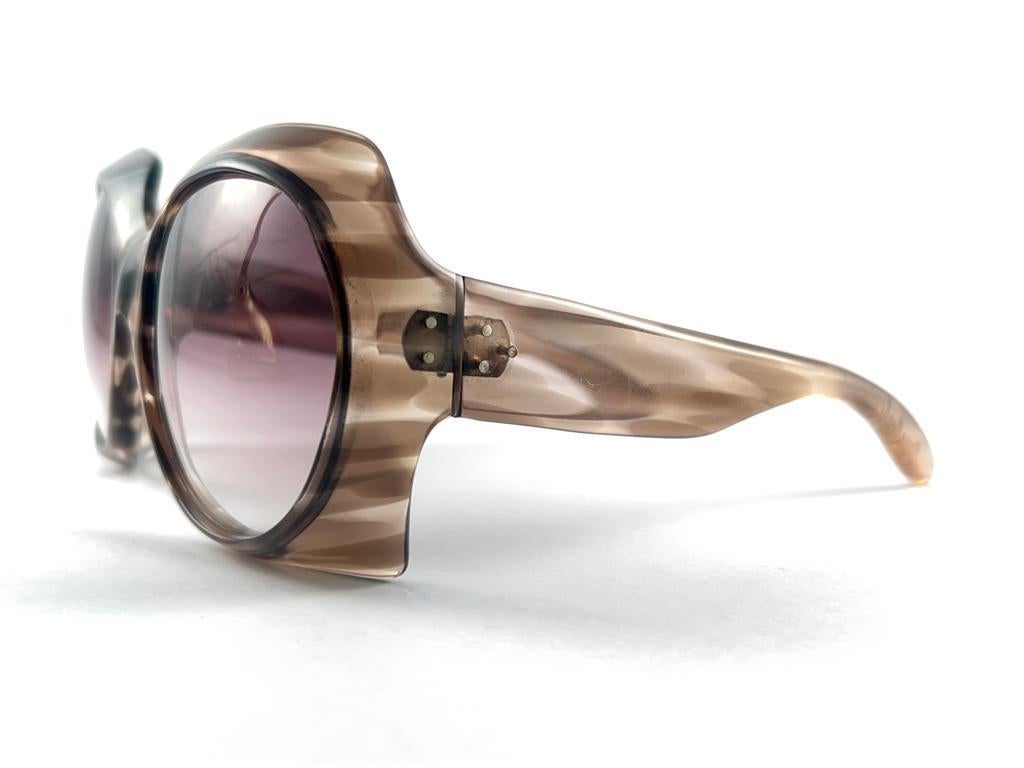 Brown Vintage Pierre Marly Baudinet Translucent Wrap Around Mask  1960'S Sunglasses For Sale