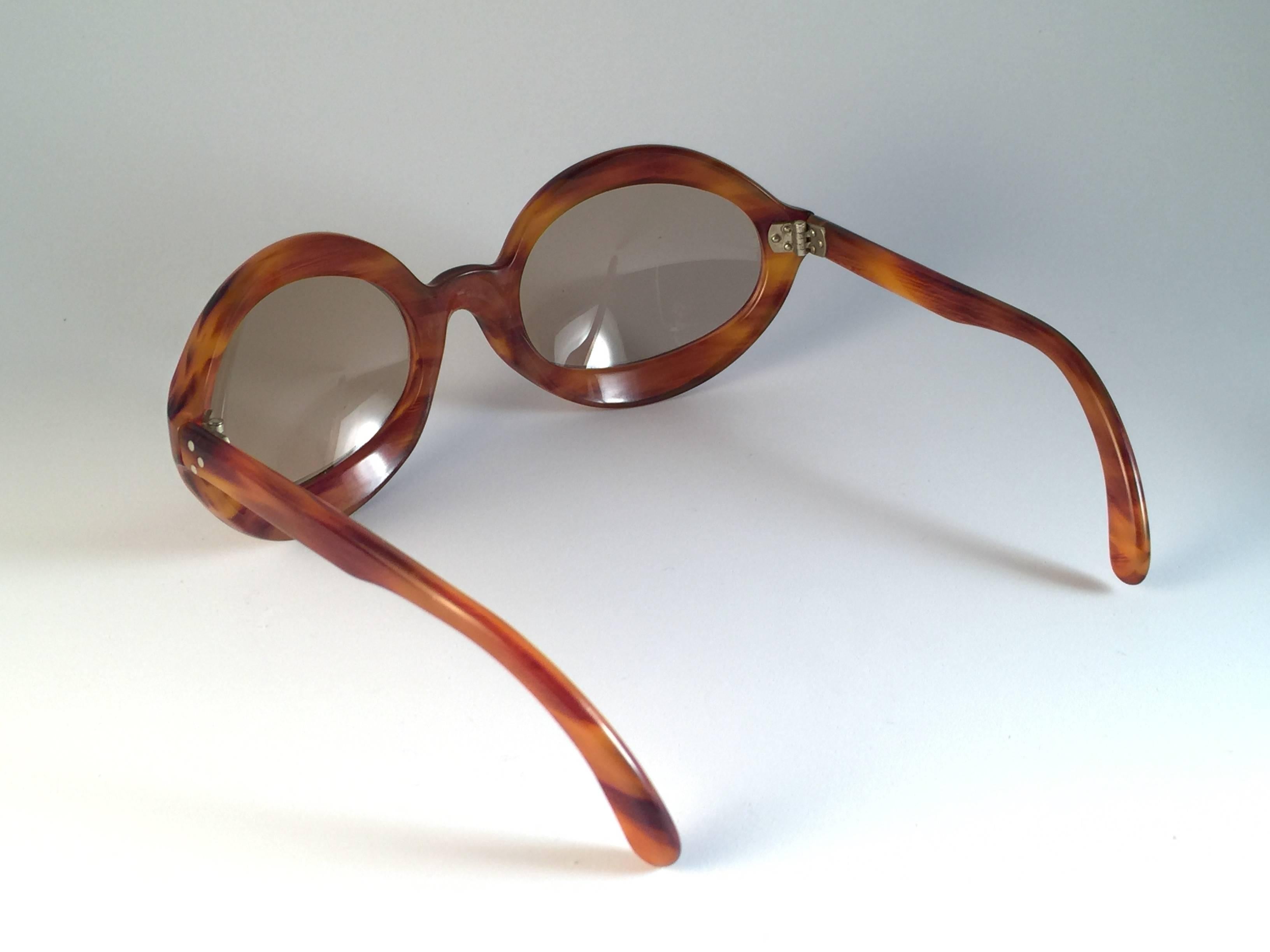 Women's or Men's Vintage Pierre Marly Domino Tortoise Avantgarde 1960's Sunglasses For Sale