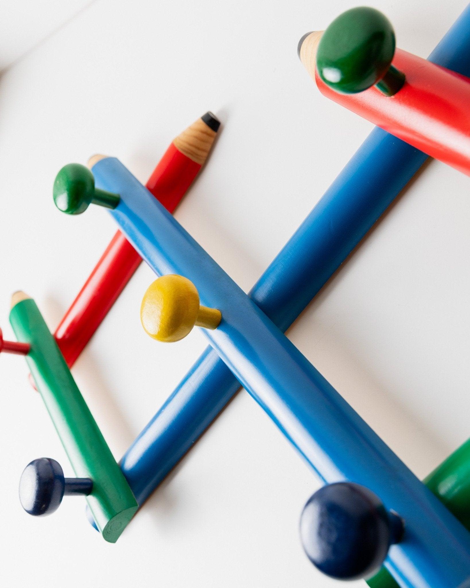 Vintage Pierre Sala Kleiderschrank Postmoderner Memphis-Stil, 1980er Jahre im Zustand „Gut“ im Angebot in Montecalvoli, IT