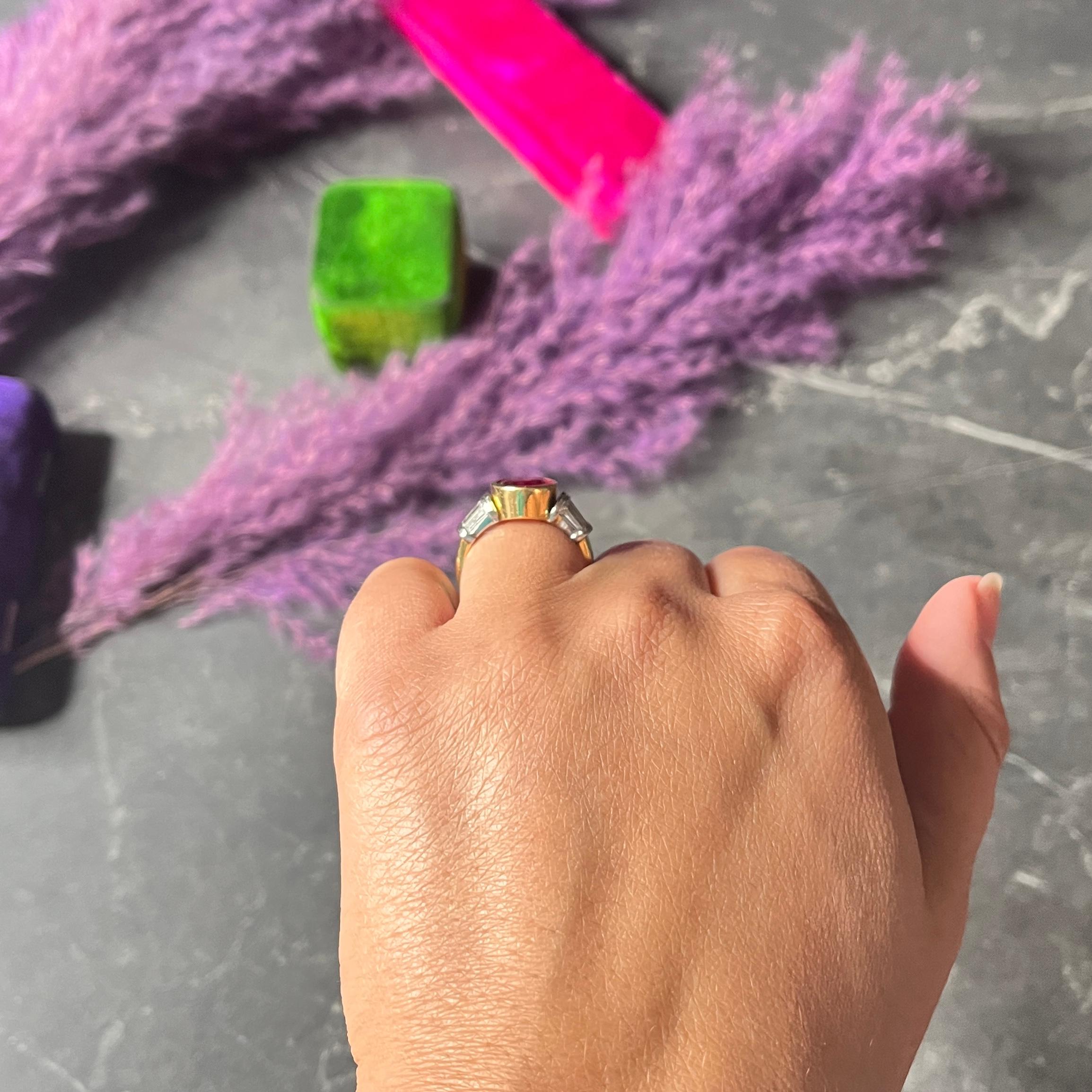 Vintage Ring aus Platin und 18 Karat Gold mit Taubenblut Burma Rubin Diamant Platin GIA 5