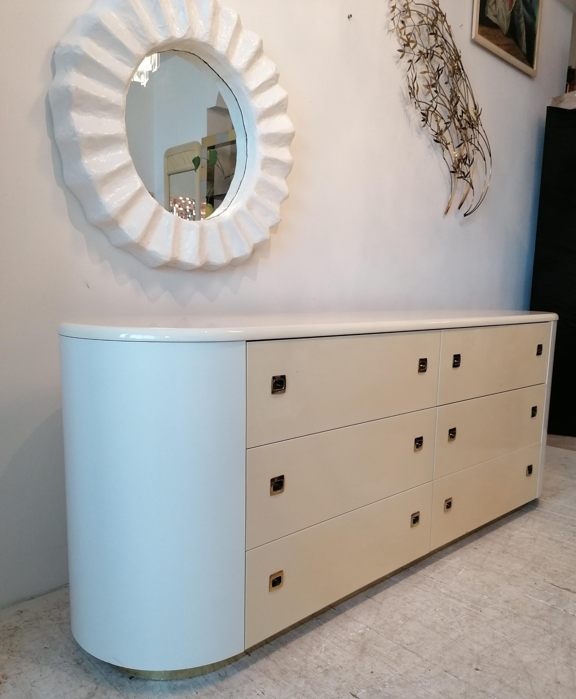 Late 20th Century Vintage pill shaped cream lacquer sideboard / dresser w drawers, 1980s american For Sale