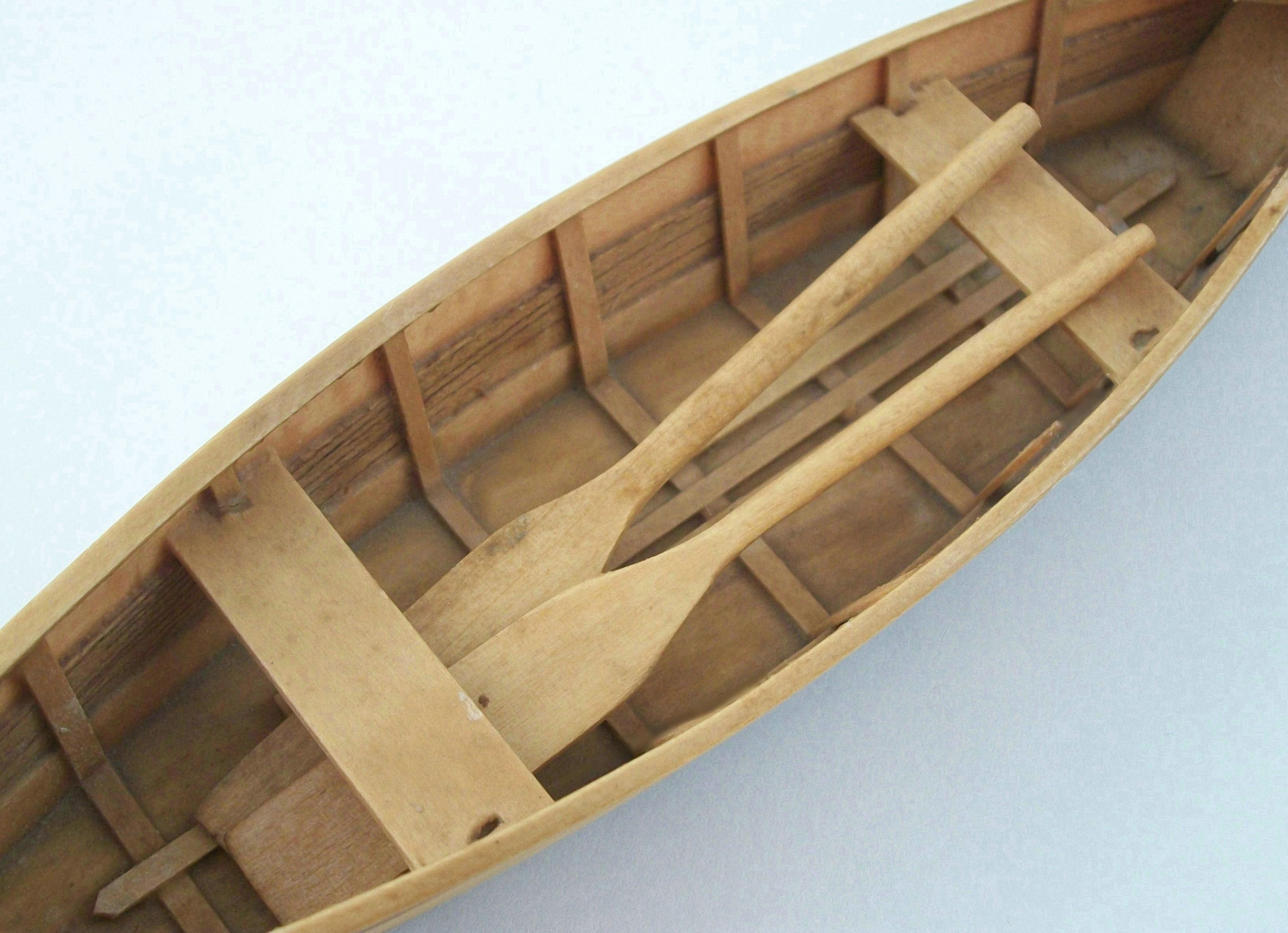 Vintage Pine & Cedar Canoe Scale Model - Canada - Mid 20th Century For Sale 4
