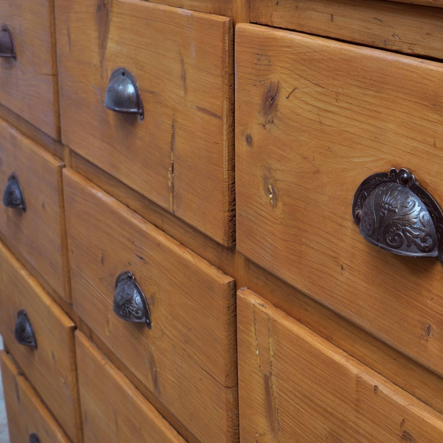 Vintage Pine Chest of Drawers, 1940s 3