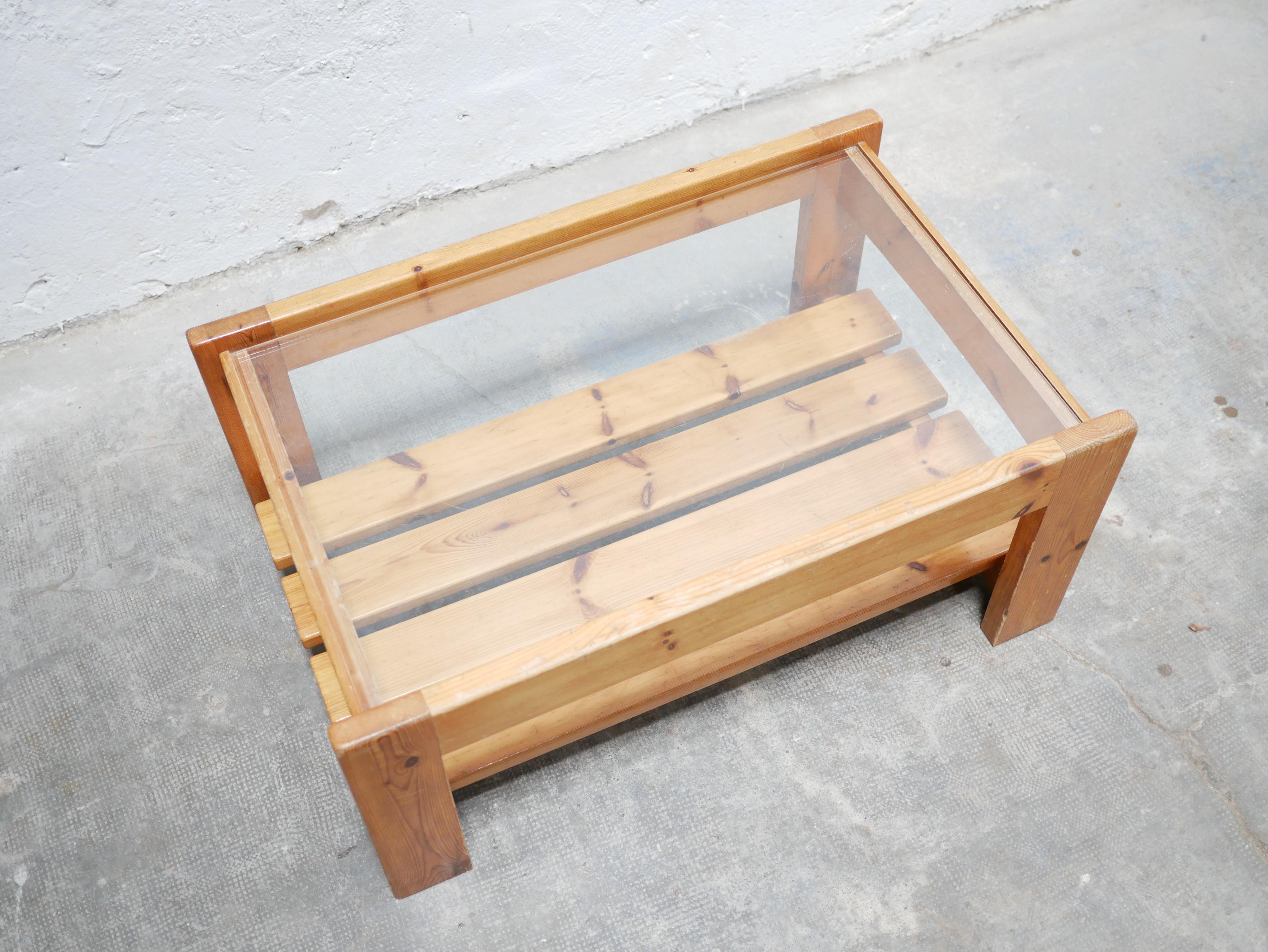 Vintage Pine Coffee Table For Sale 11
