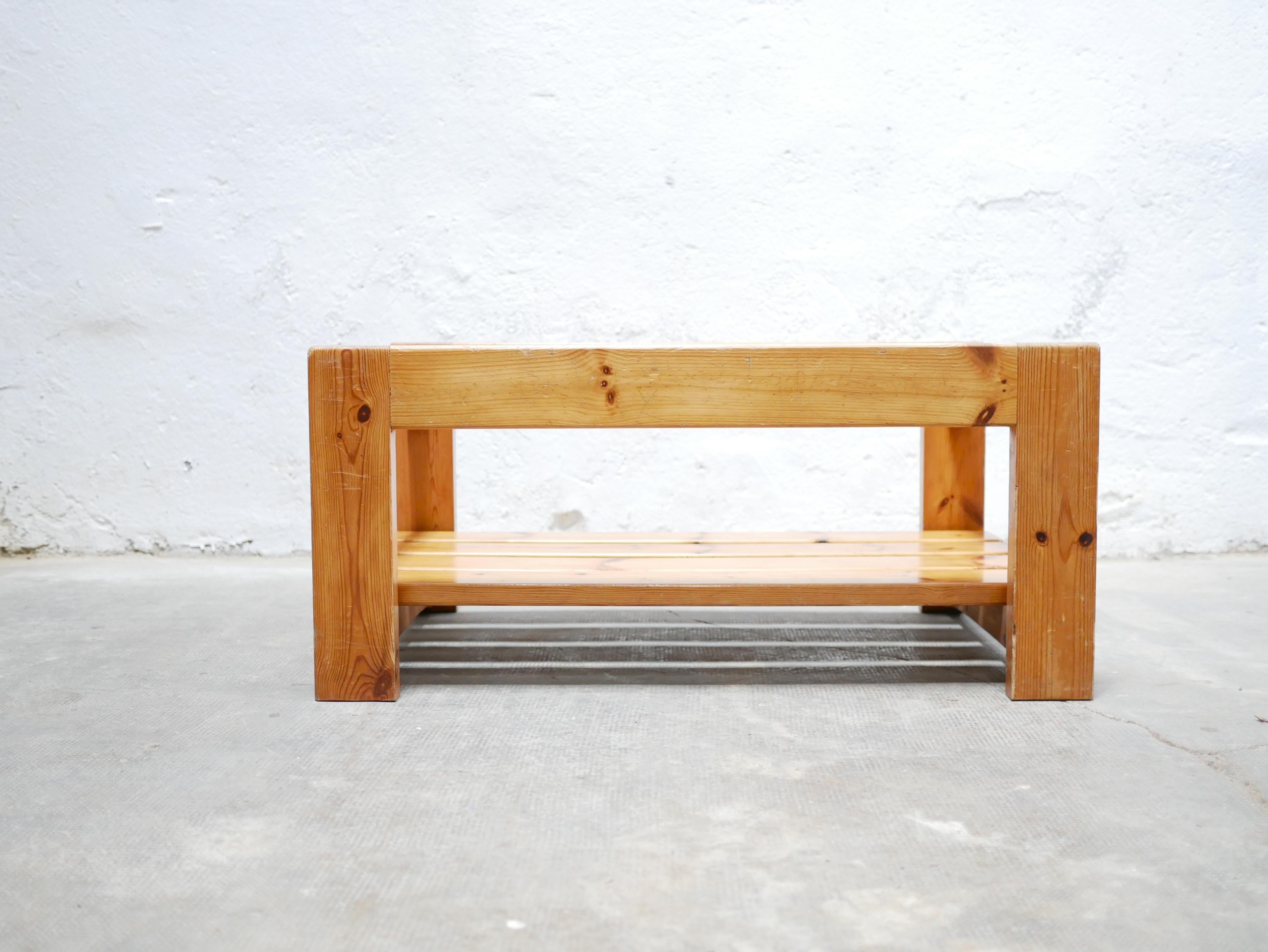 Vintage Pine Coffee Table For Sale 13