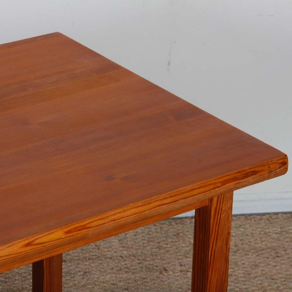 Fine XX secolo Vintage pine desk from the 1980s in vendita