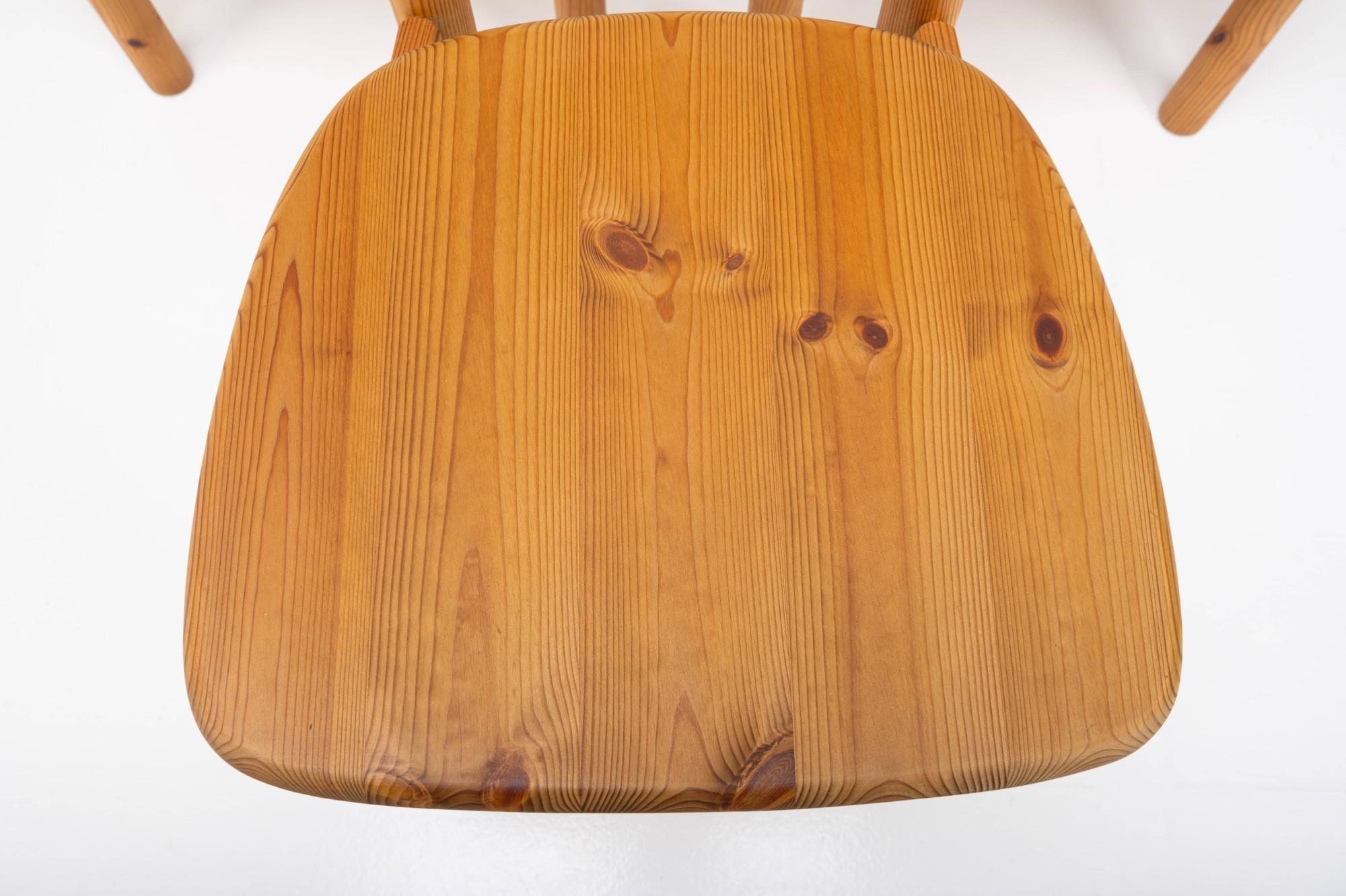 Legno Sedie da pranzo in pino vintage, anni '70, set di 6 in vendita