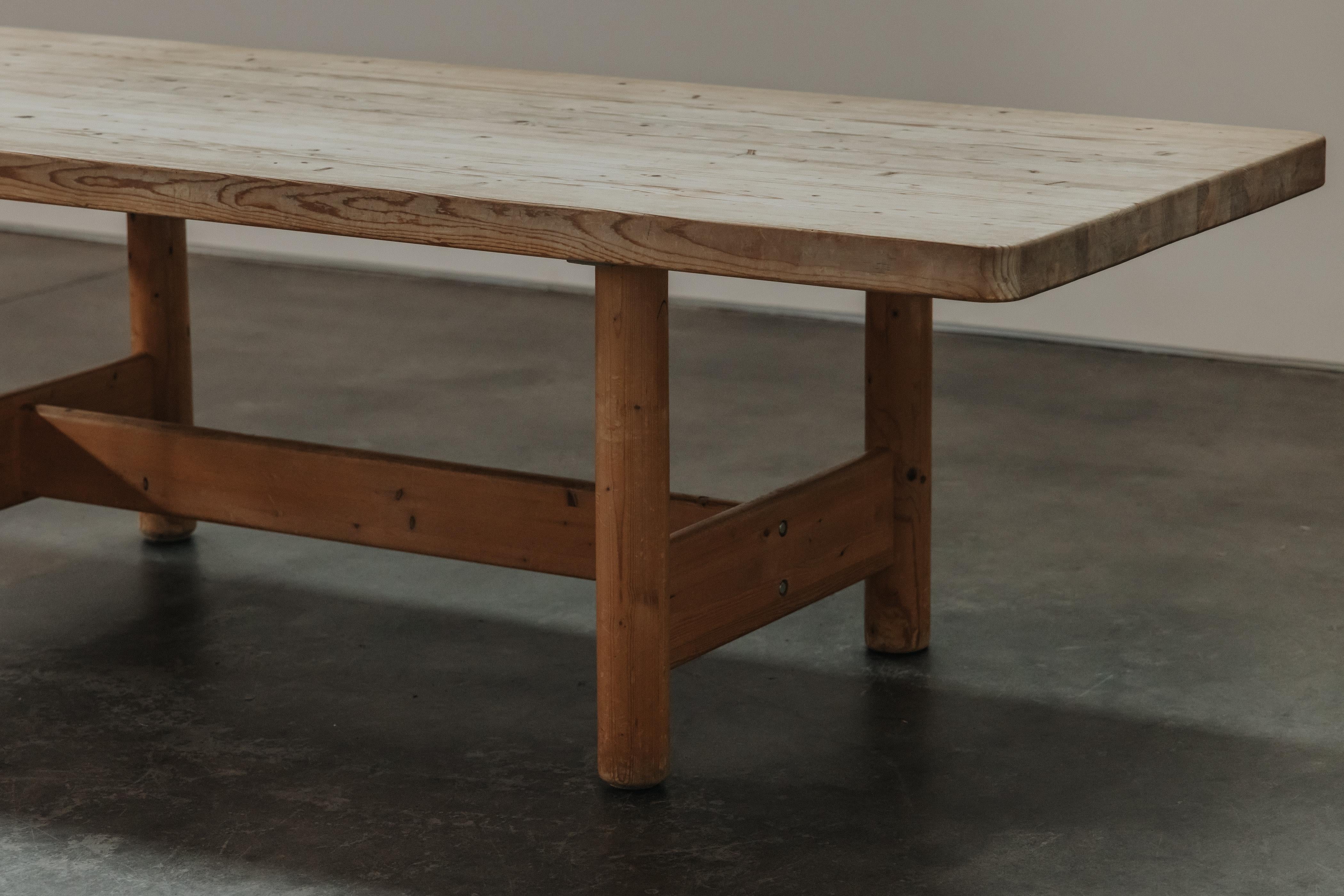 Vintage Pine Dining Table From Denmark, Circa 1970 In Good Condition For Sale In Nashville, TN