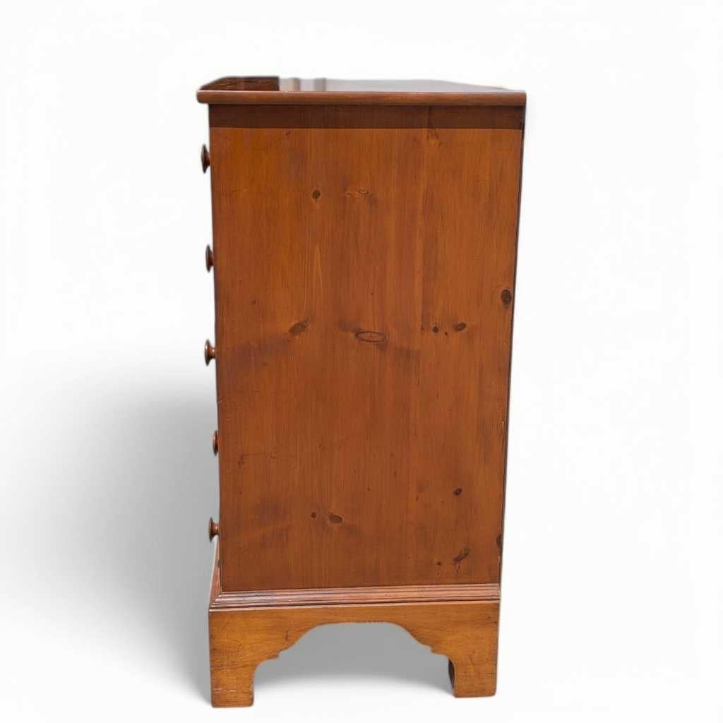 Commode en pin vintage à 6 tiroirs avec base en support, vers les années 1970, États-Unis en vente 7