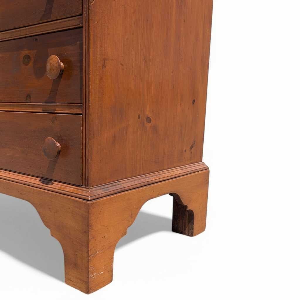 Commode en pin vintage à 6 tiroirs avec base en support, vers les années 1970, États-Unis en vente 10
