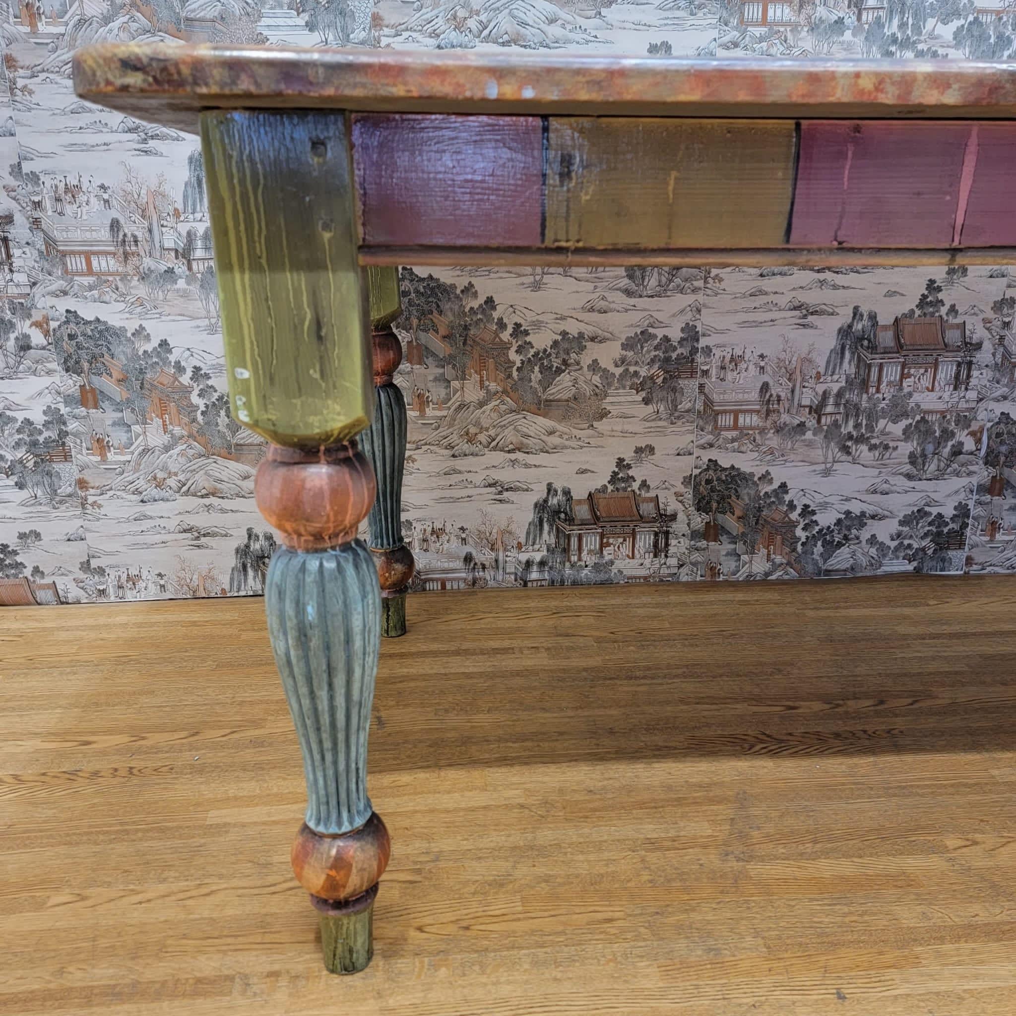 Mesa de comedor de pino pintada a mano con cuadros rústicos vintage siglo XX en venta