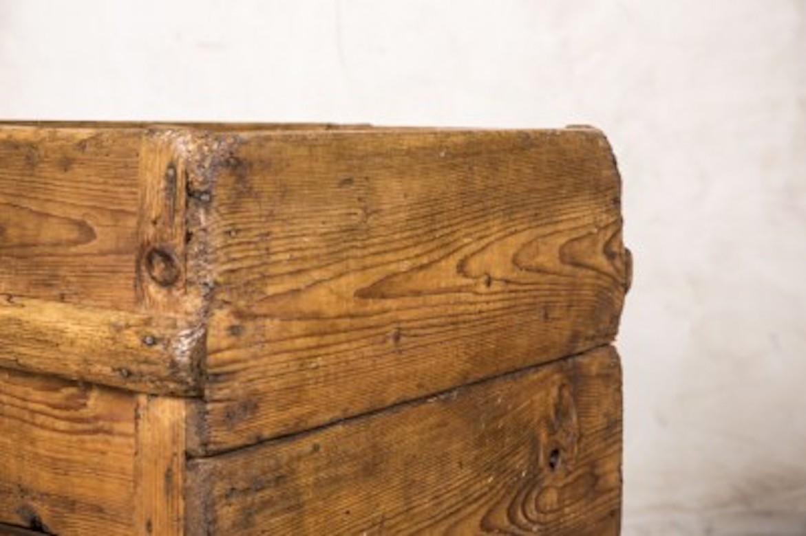 A fine vintage pine log box on wheels, 20th century.

This upcycled log box is a lovely rustic wooden feature. It has good depth, making it a quirky storage solution and can be used for a range of different purposes.

Formally used in a large