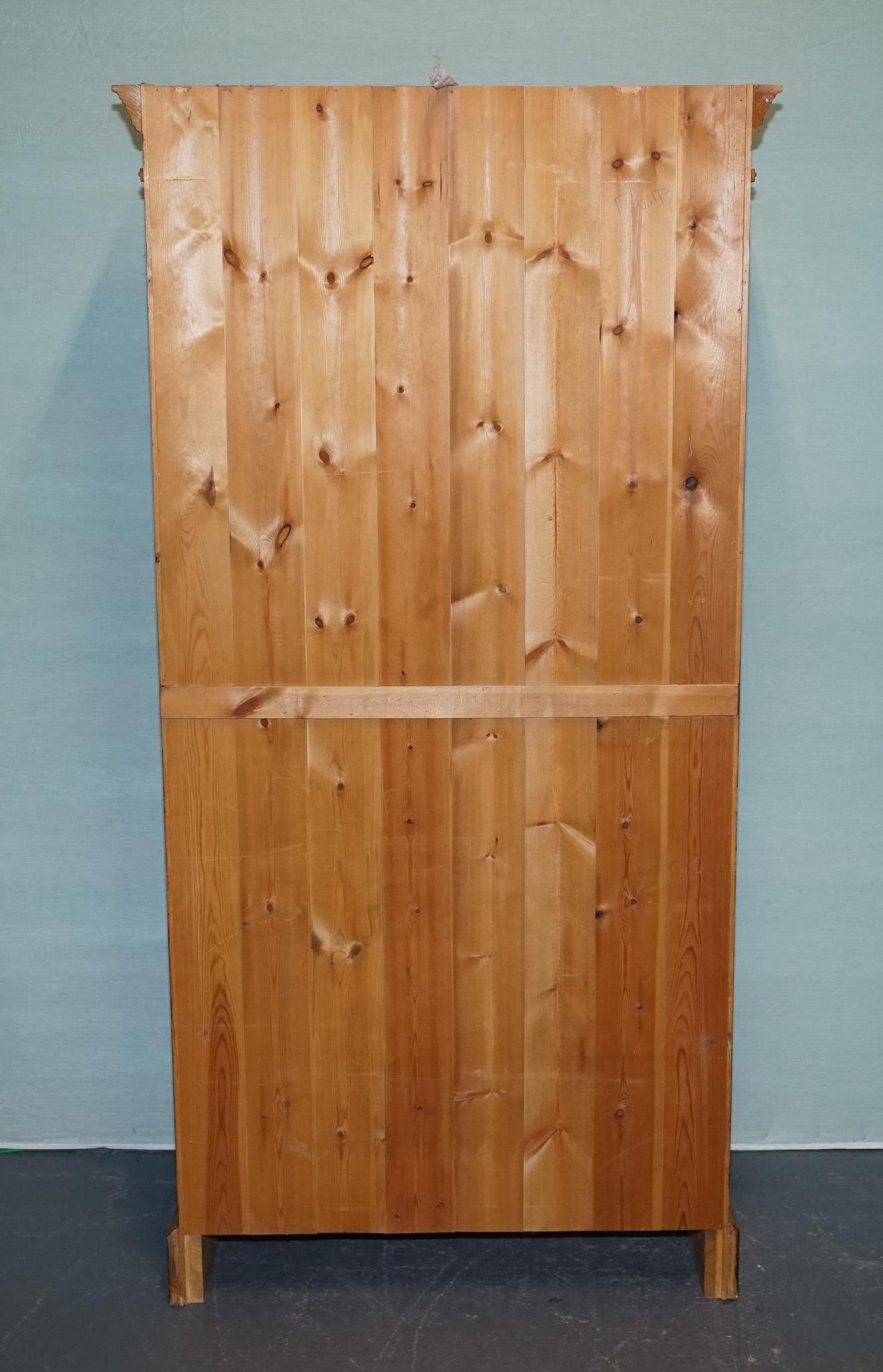 VINTAGE PINE OPEN BOOKCASE DISPLAY CABINET WiTH 5 SHELVES For Sale 5