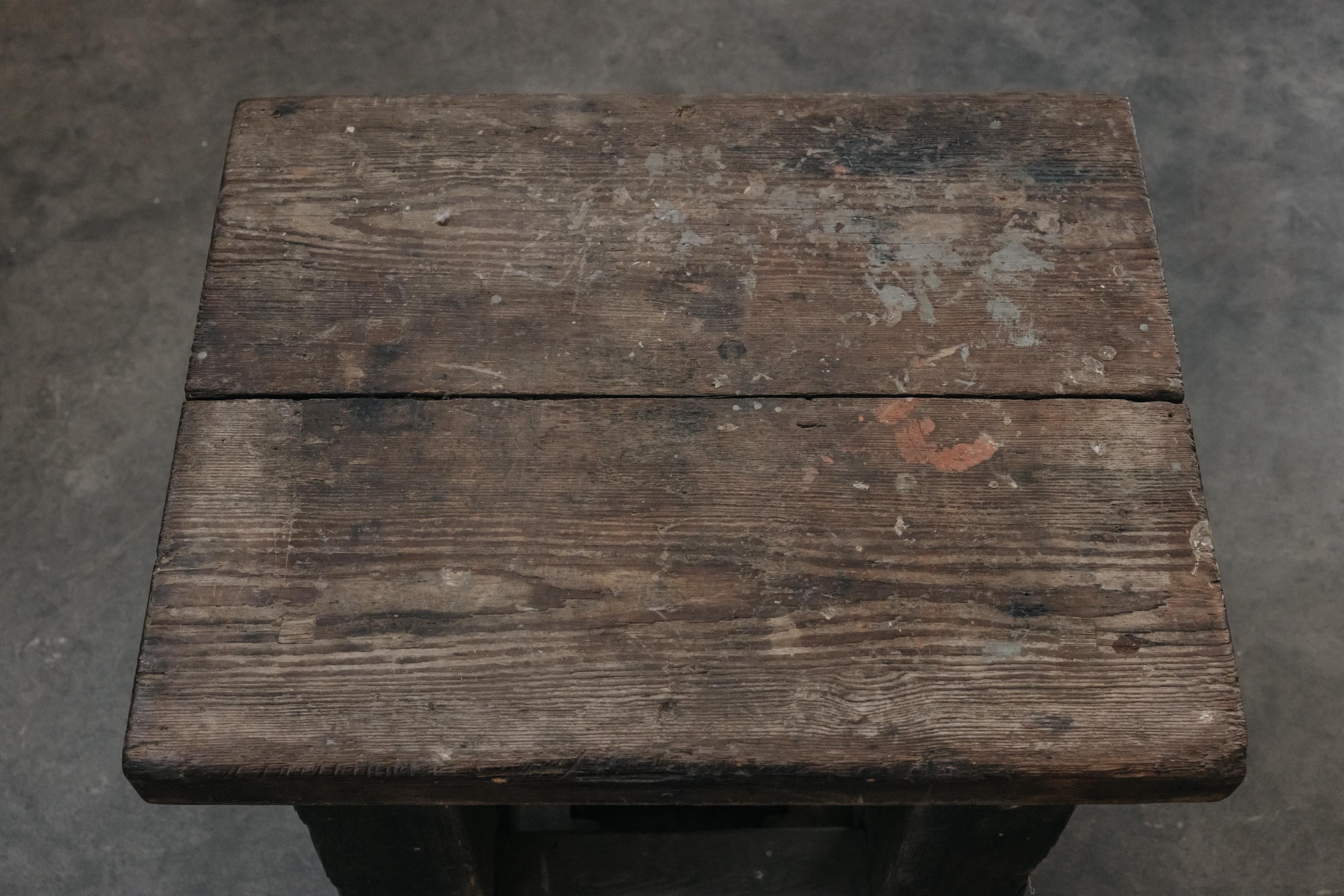 Vintage Pine Sculptor's Stand From France, Circa 1920.  Solid pine construction with great original patina and use.
