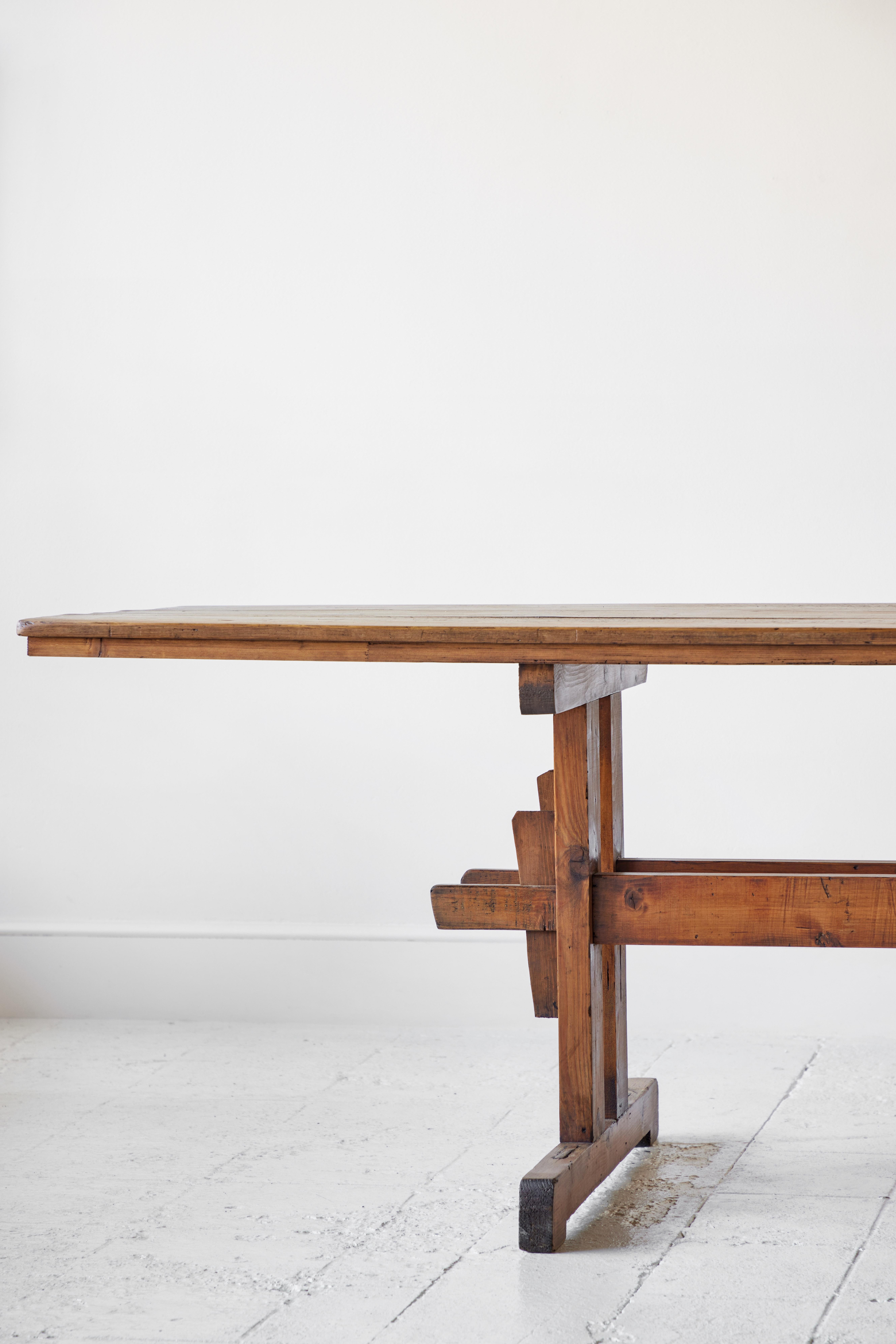 Vintage Pine Trestle Farm Table In Good Condition In Los Angeles, CA