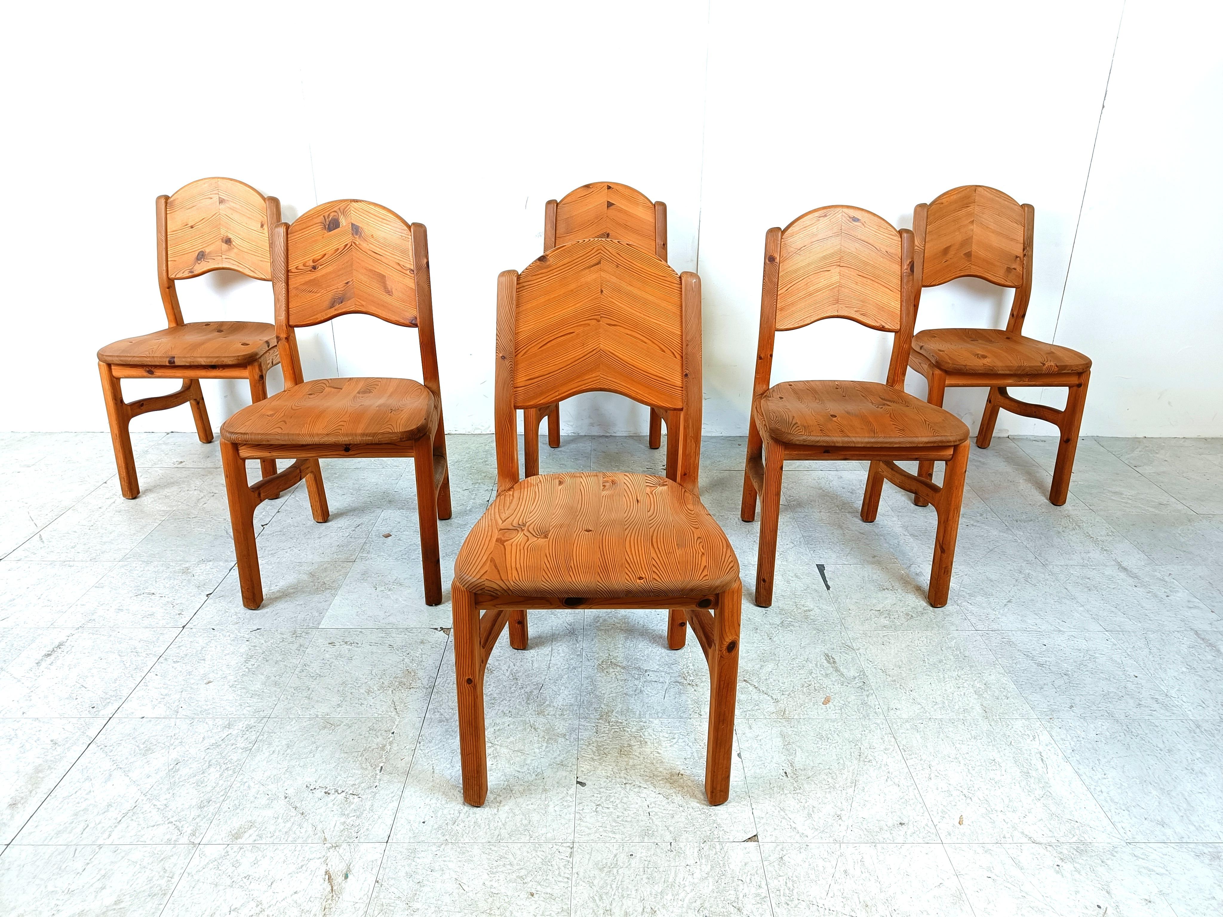 Scandinavian Modern Vintage pine wood dining chairs - 1970s For Sale