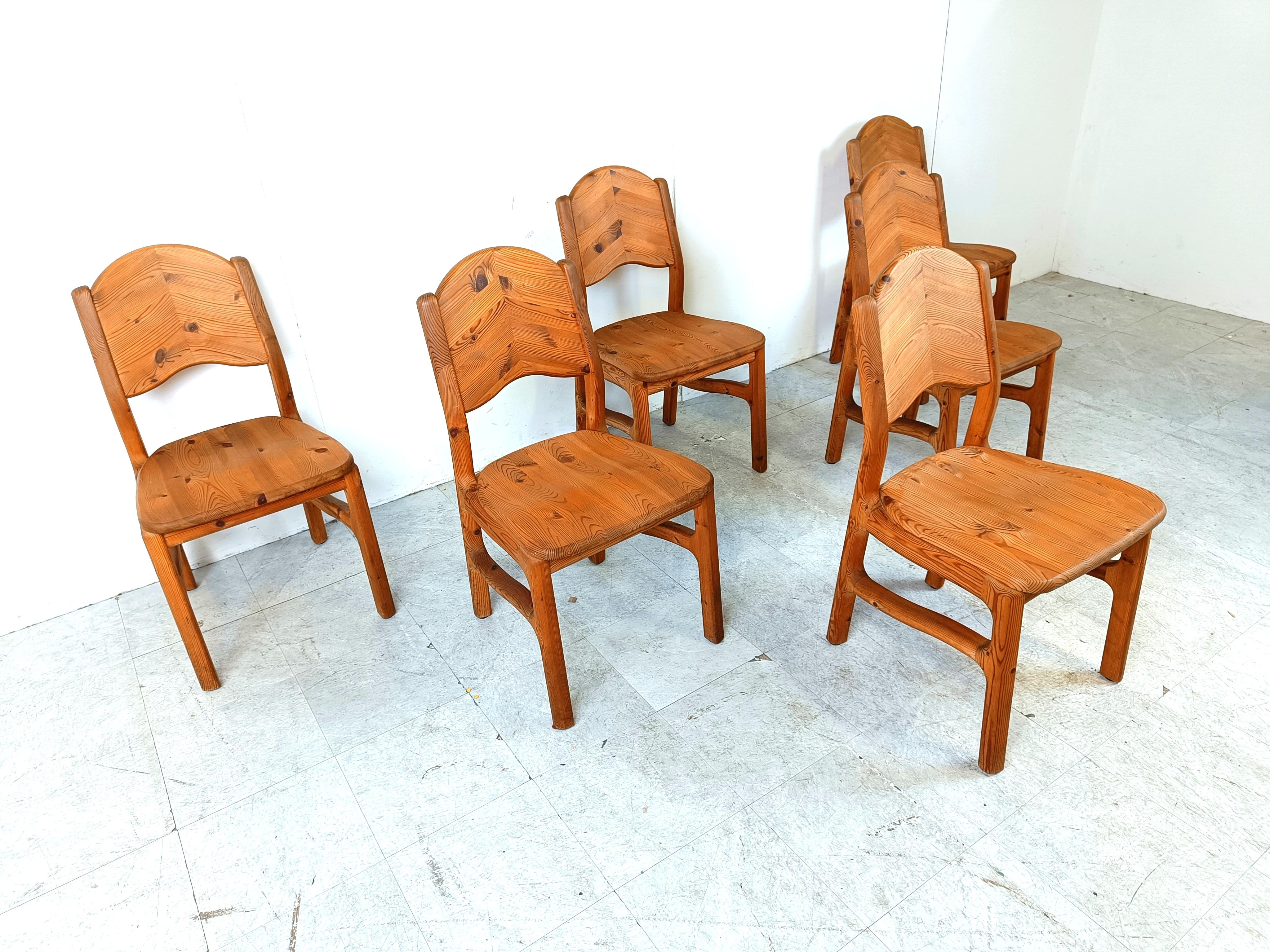 Late 20th Century Vintage pine wood dining chairs - 1970s For Sale