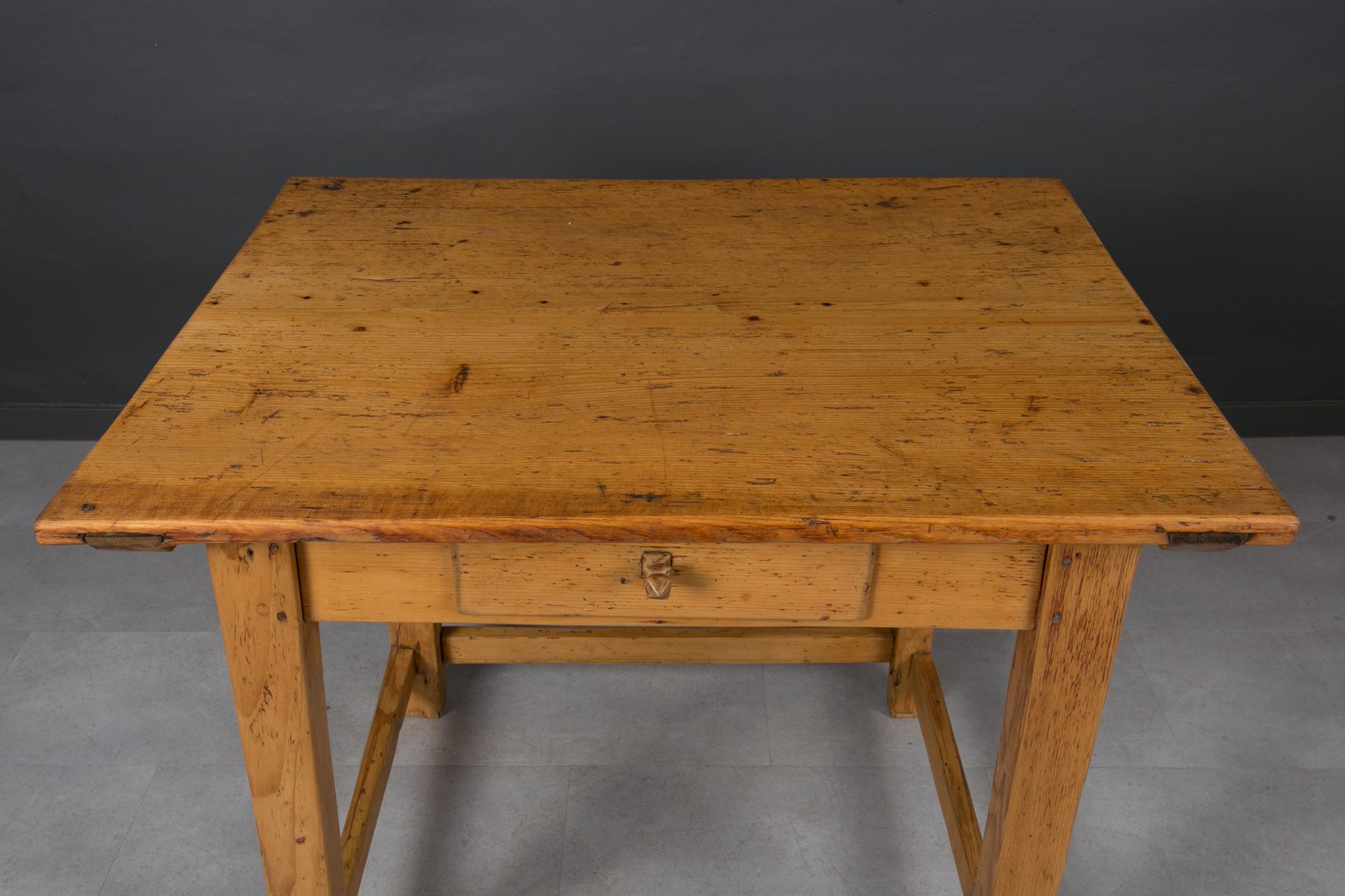 Vintage Pine Wood Table, Rustic Style, Prep or Dining Table, Kitchen Island For Sale 4