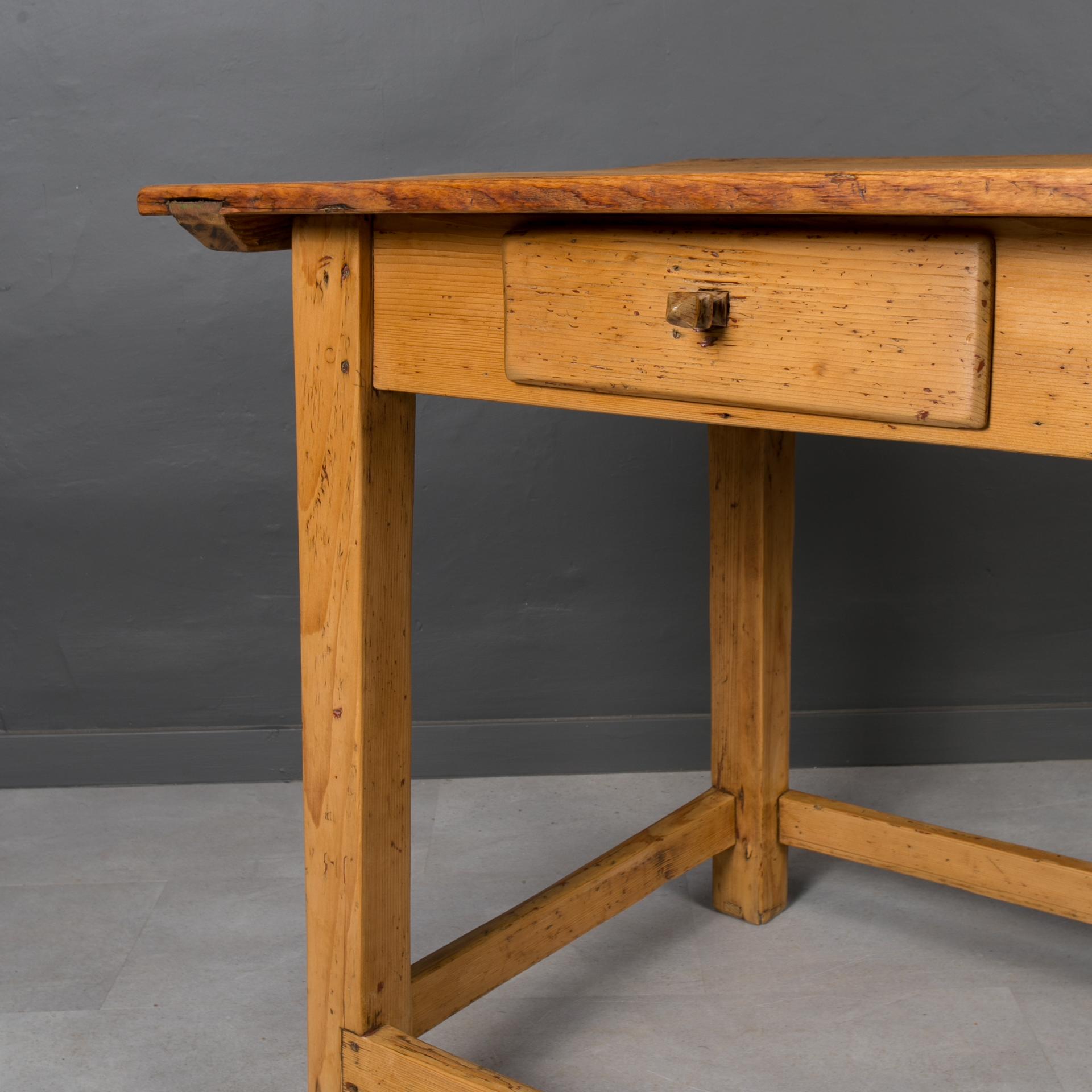 Vintage Pine Wood Table, Rustic Style, Prep or Dining Table, Kitchen Island For Sale 2