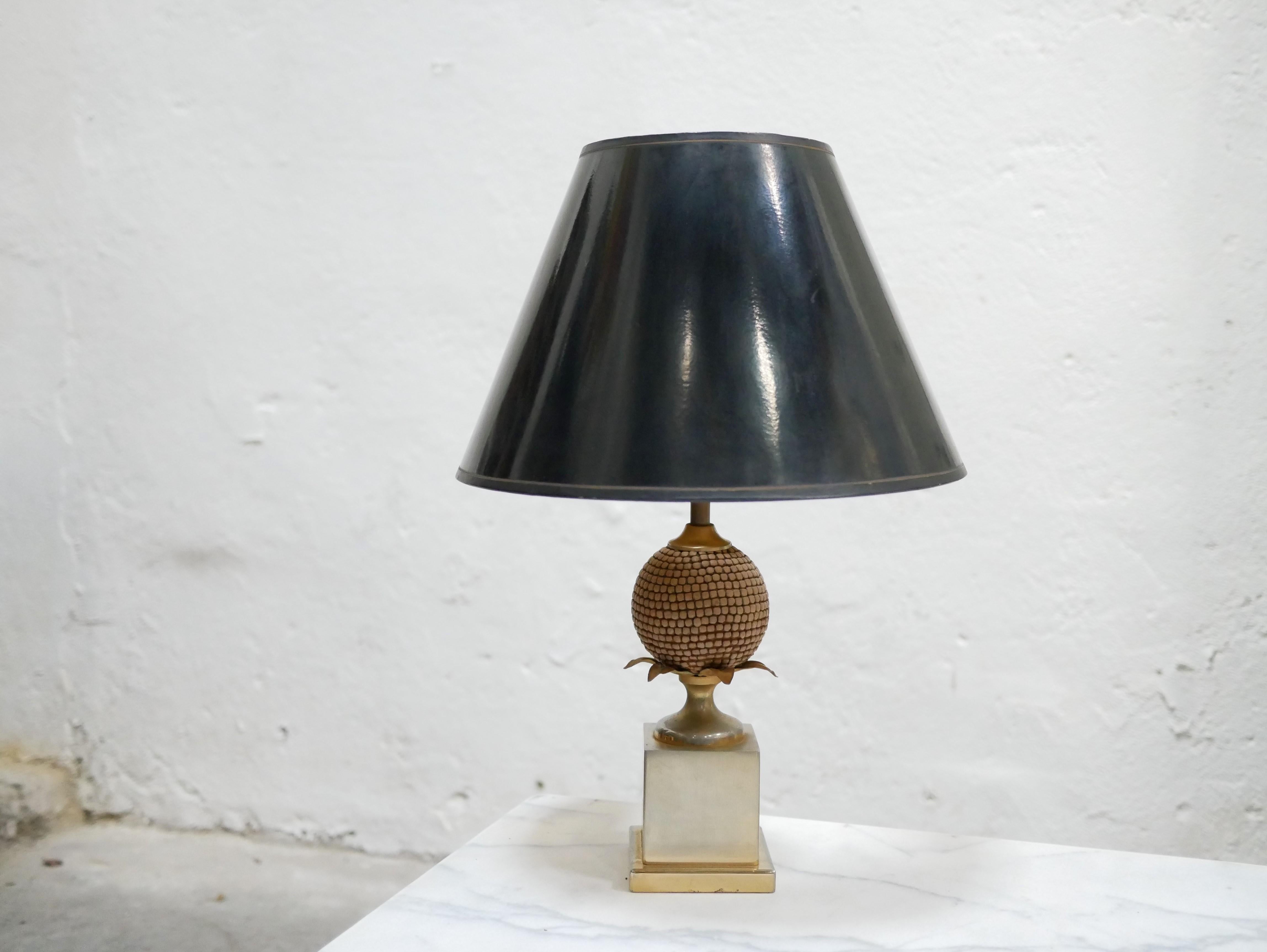 Vintage Pineapple Lamp In Good Condition For Sale In AIGNAN, FR