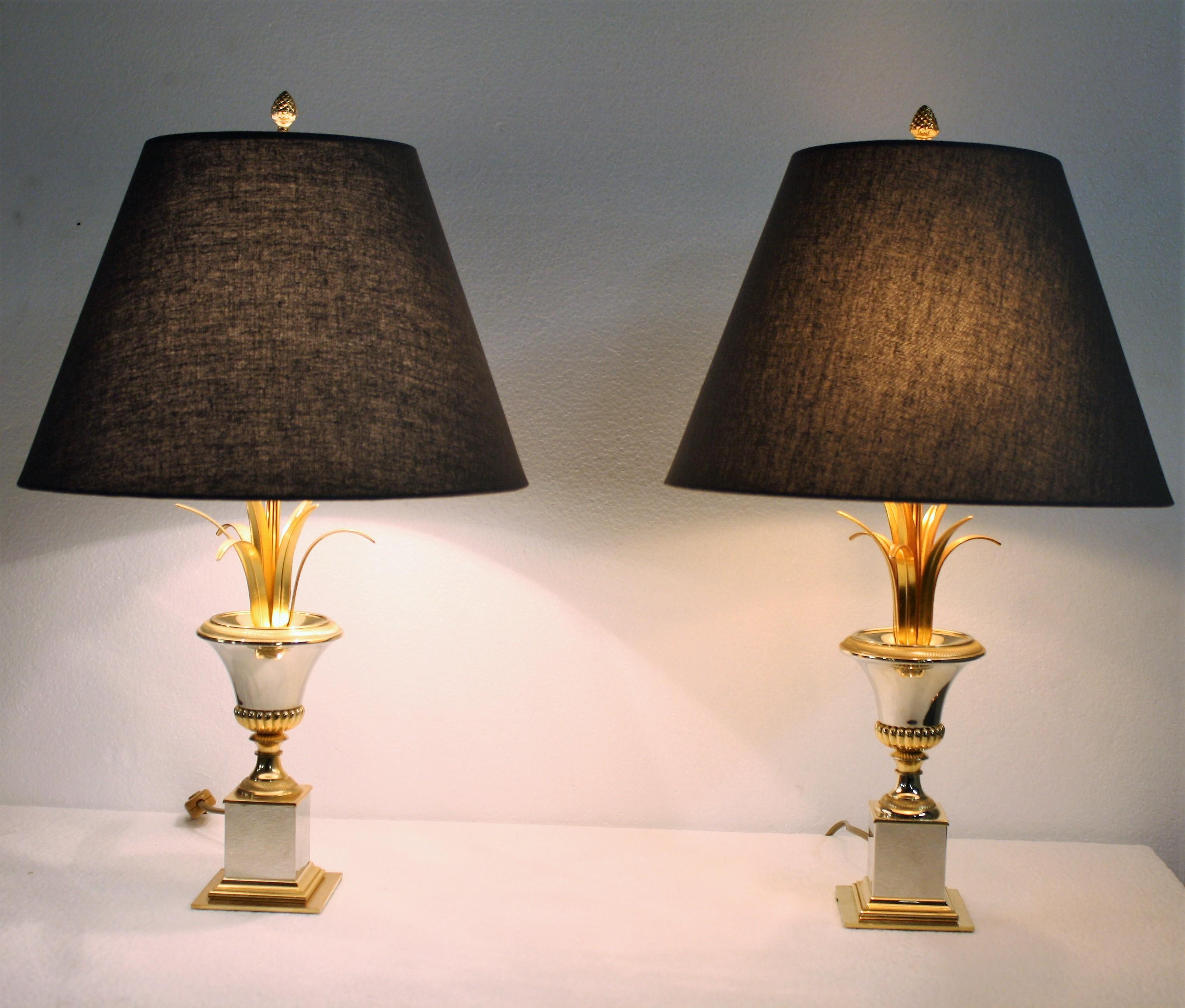 Vintage Pineapple Leaf Table Lamp Made of Brass, 1970s (Belgisch)