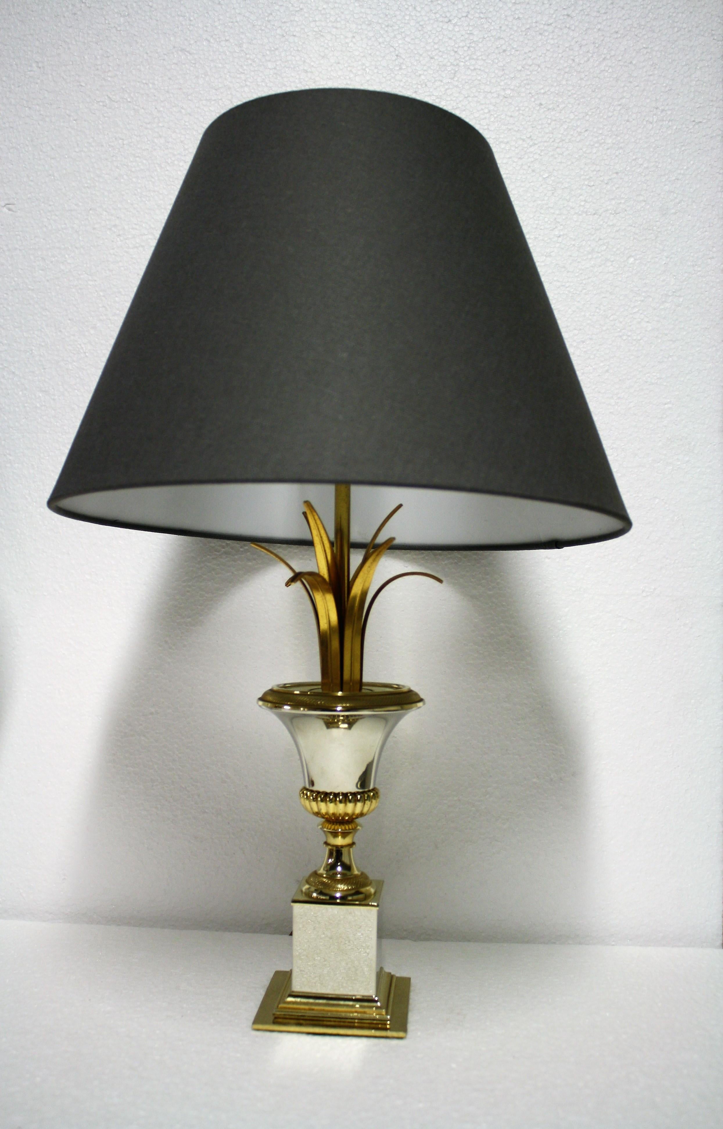 Vintage Pineapple Leaf Table Lamp Made of Brass, 1970s (Ende des 20. Jahrhunderts)