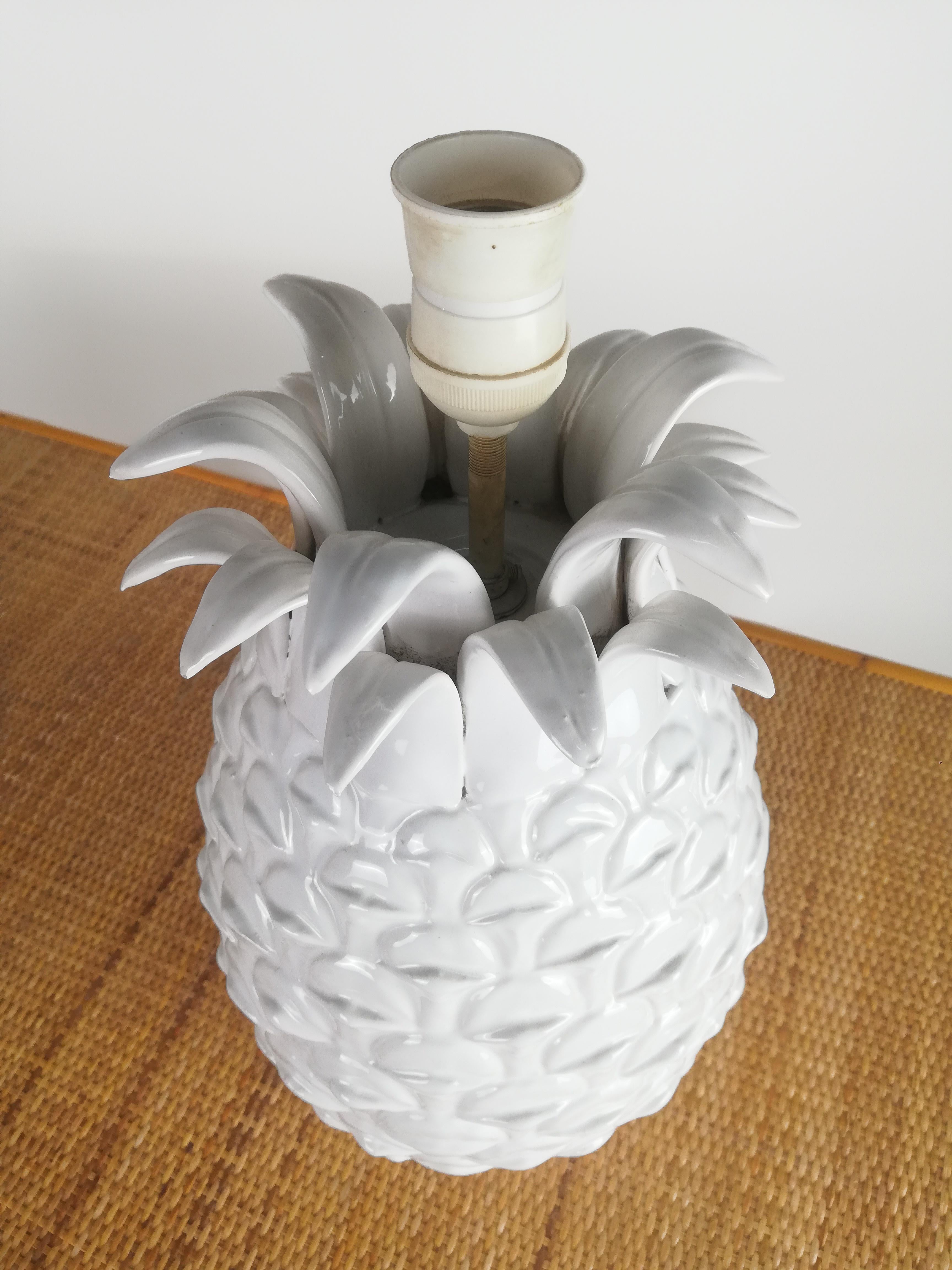 Italian Vintage Pineapple White Ceramic Lamp in the Style of Tommaso Barbi, Italy, 1970s