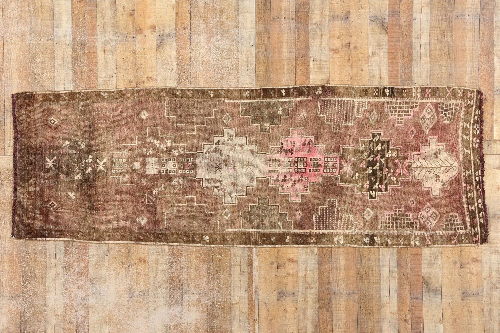 Tapis turc Kars vintage rose et Brown en vente 1