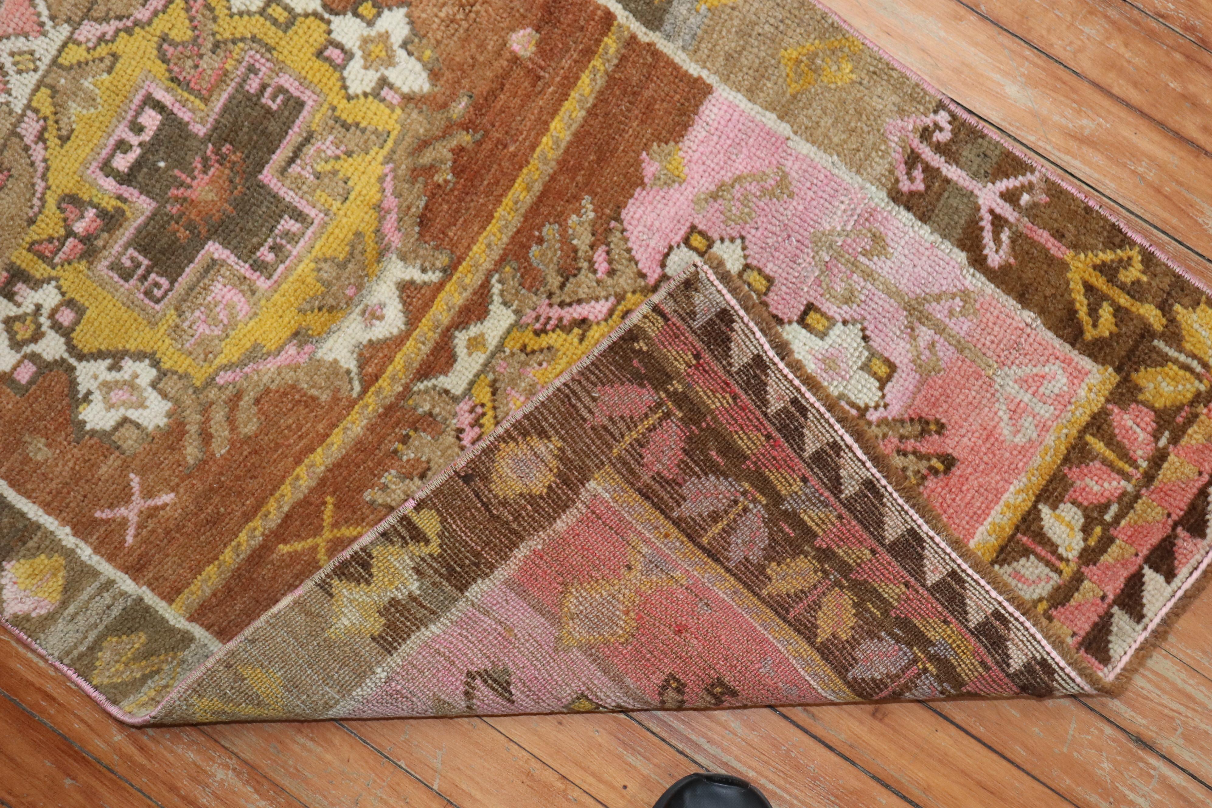 Vintage Pink Brown Turkish Scatter Rug Wool Mat Size Rug In Good Condition For Sale In New York, NY
