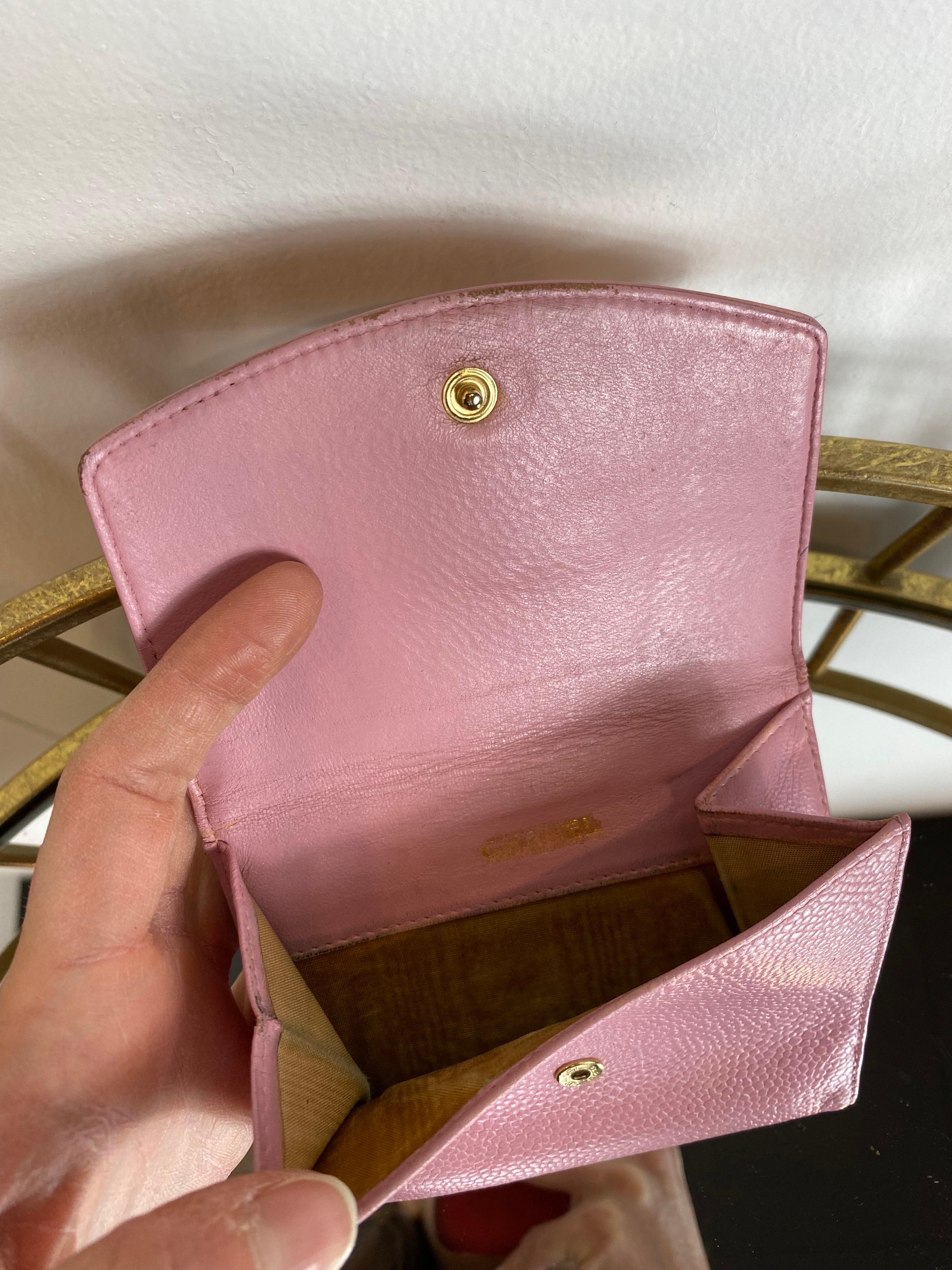 Vintage pink Chanel wallet In Fair Condition For Sale In Carnate, IT