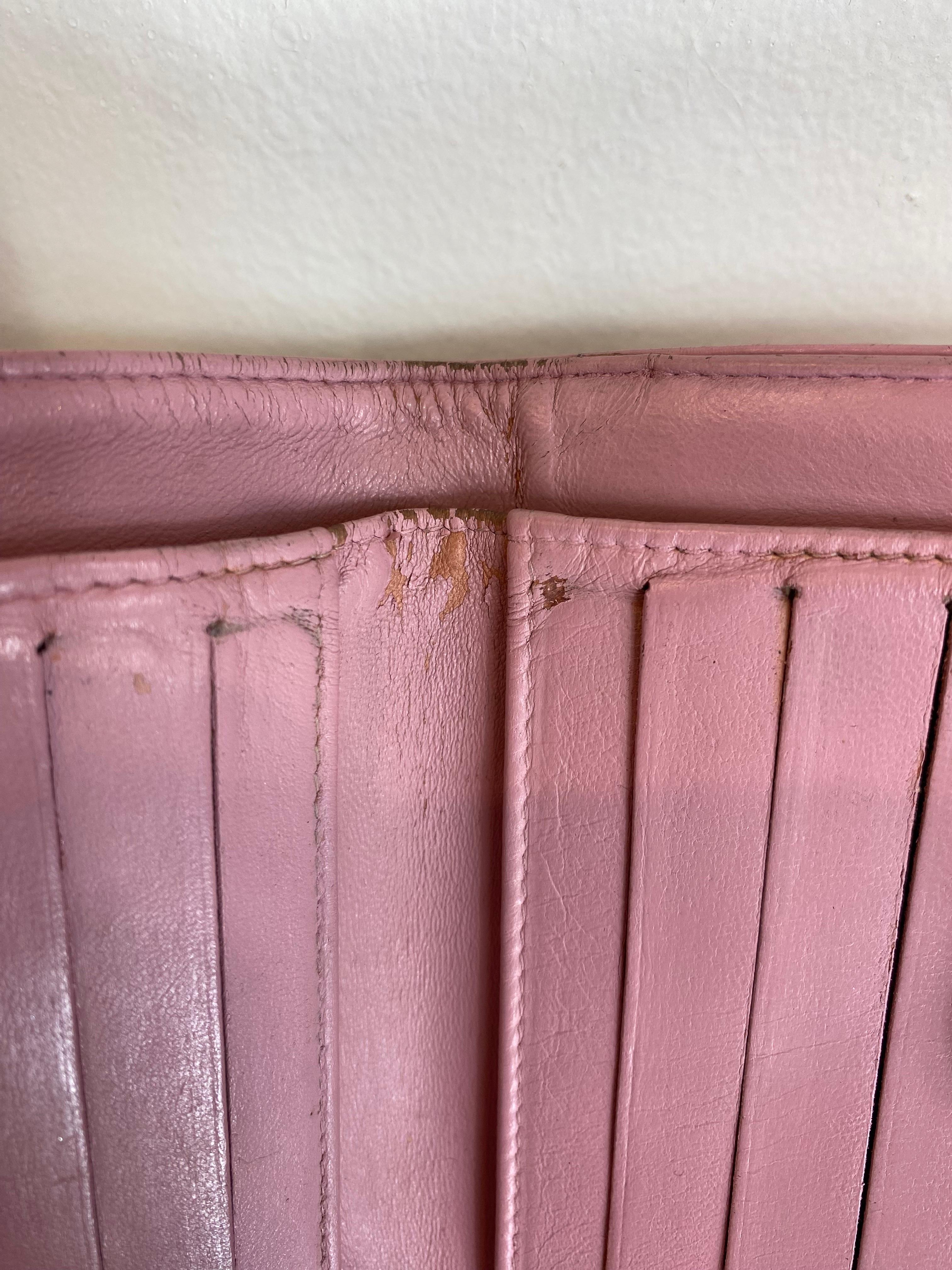 Vintage pink Chanel wallet For Sale 1