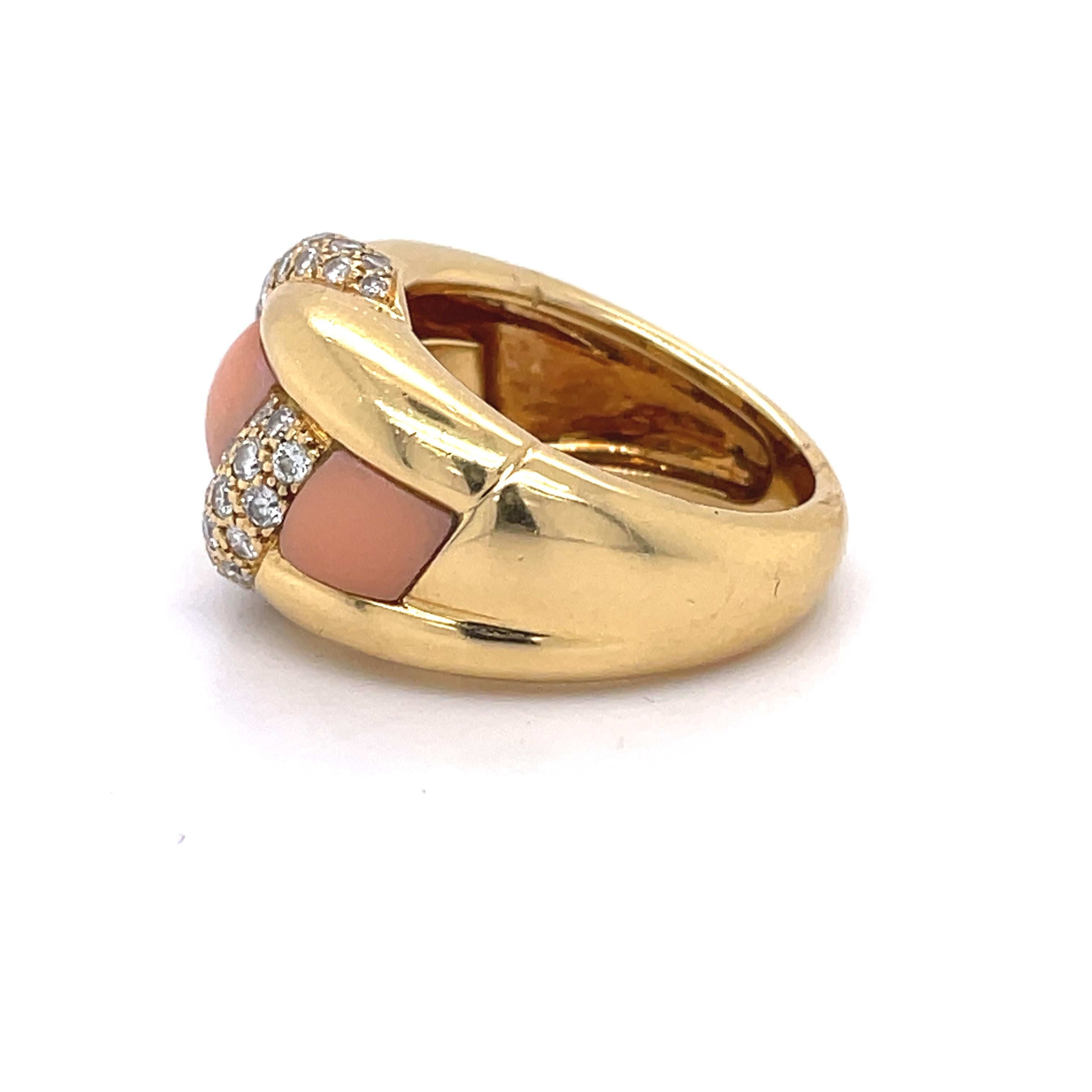 Vintage Pink Coral Ring - 18K yellow gold, 0.5CT Diamonds, Cocktail ring For Sale 1