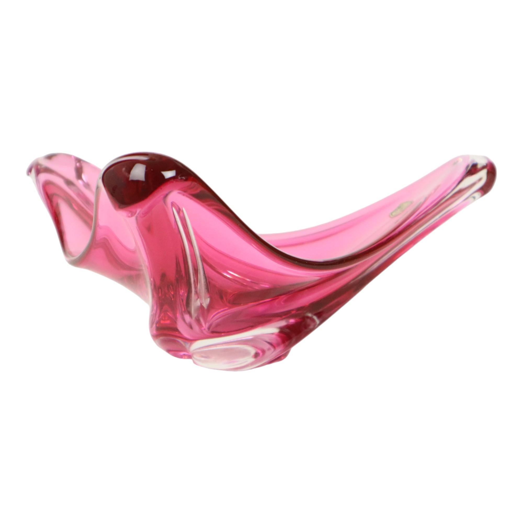 Cristal Bol en cristal rose Val Saint Lambert des années 1960 en vente