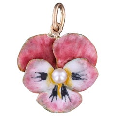 Charm a forma di viola del pensiero con smalto rosa d'epoca in oro 14k