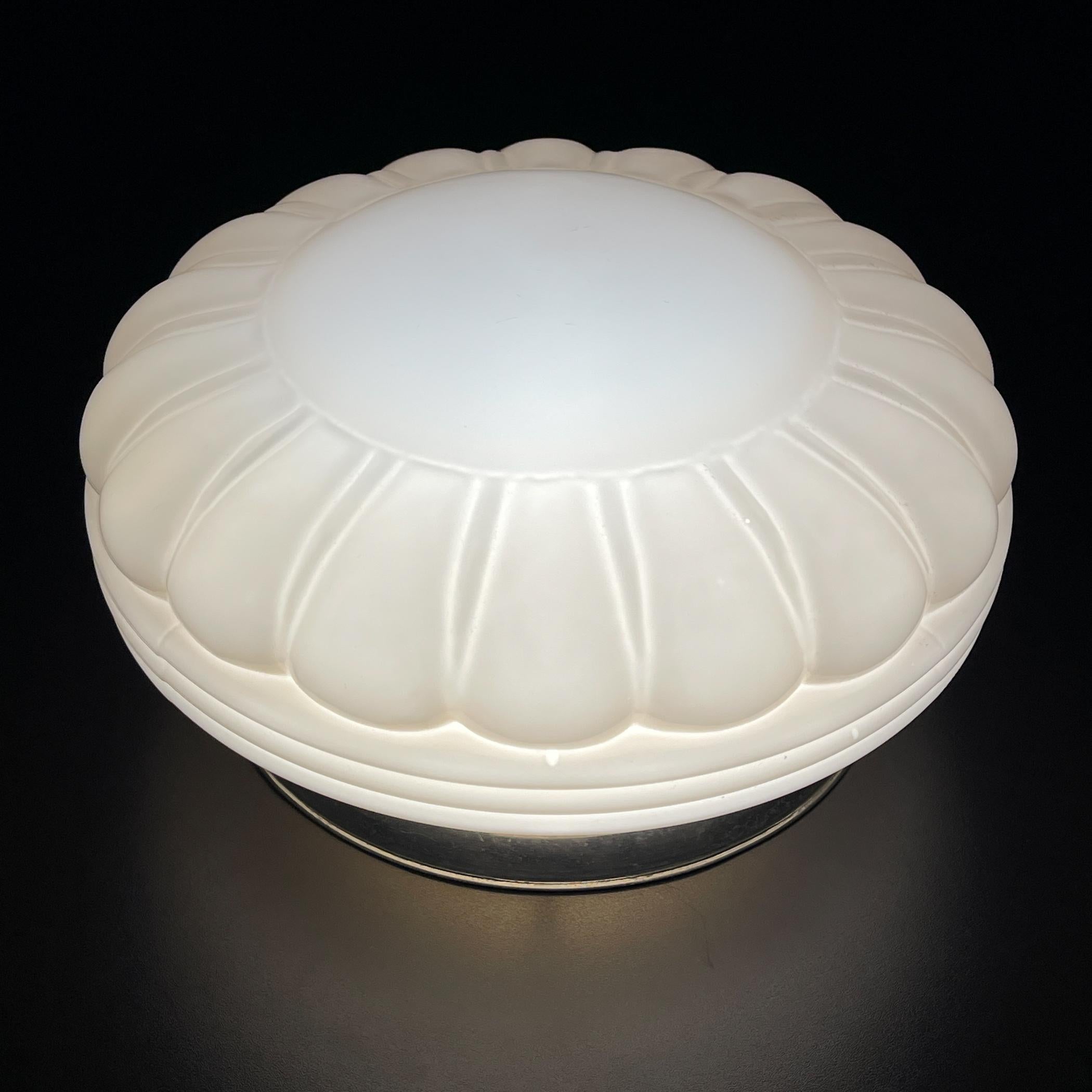 XX secolo Lampada da soffitto in vetro rosa d'epoca, Italia anni '50 in vendita