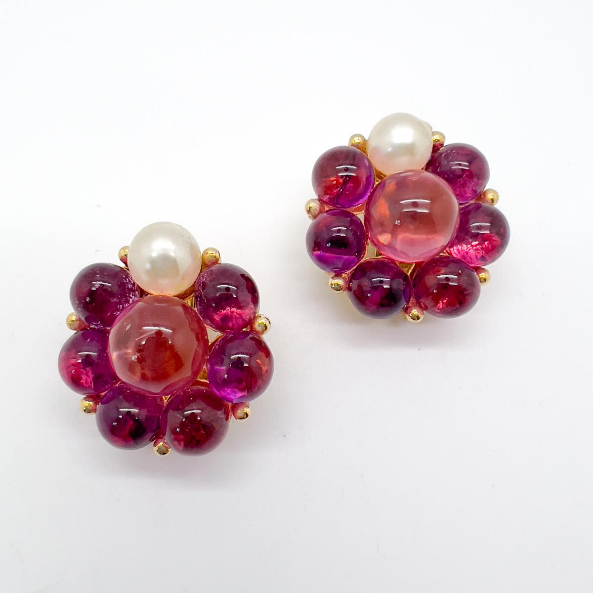 Vintage Pink Glass Sphere & Pearl Earrings 1970s In Good Condition For Sale In Wilmslow, GB