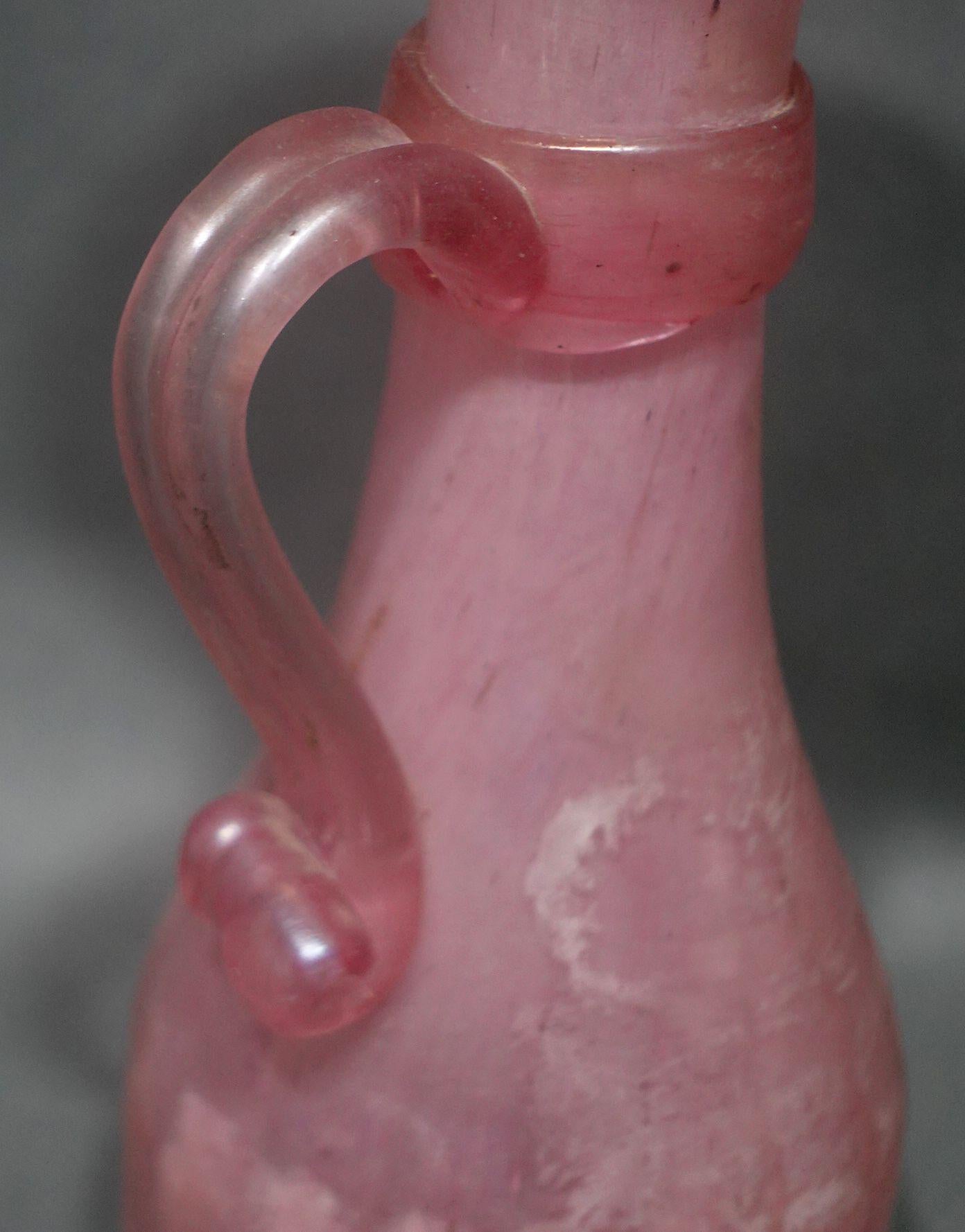 Rosa italienischer Vintage-Kunstglaskrug im Angebot 1