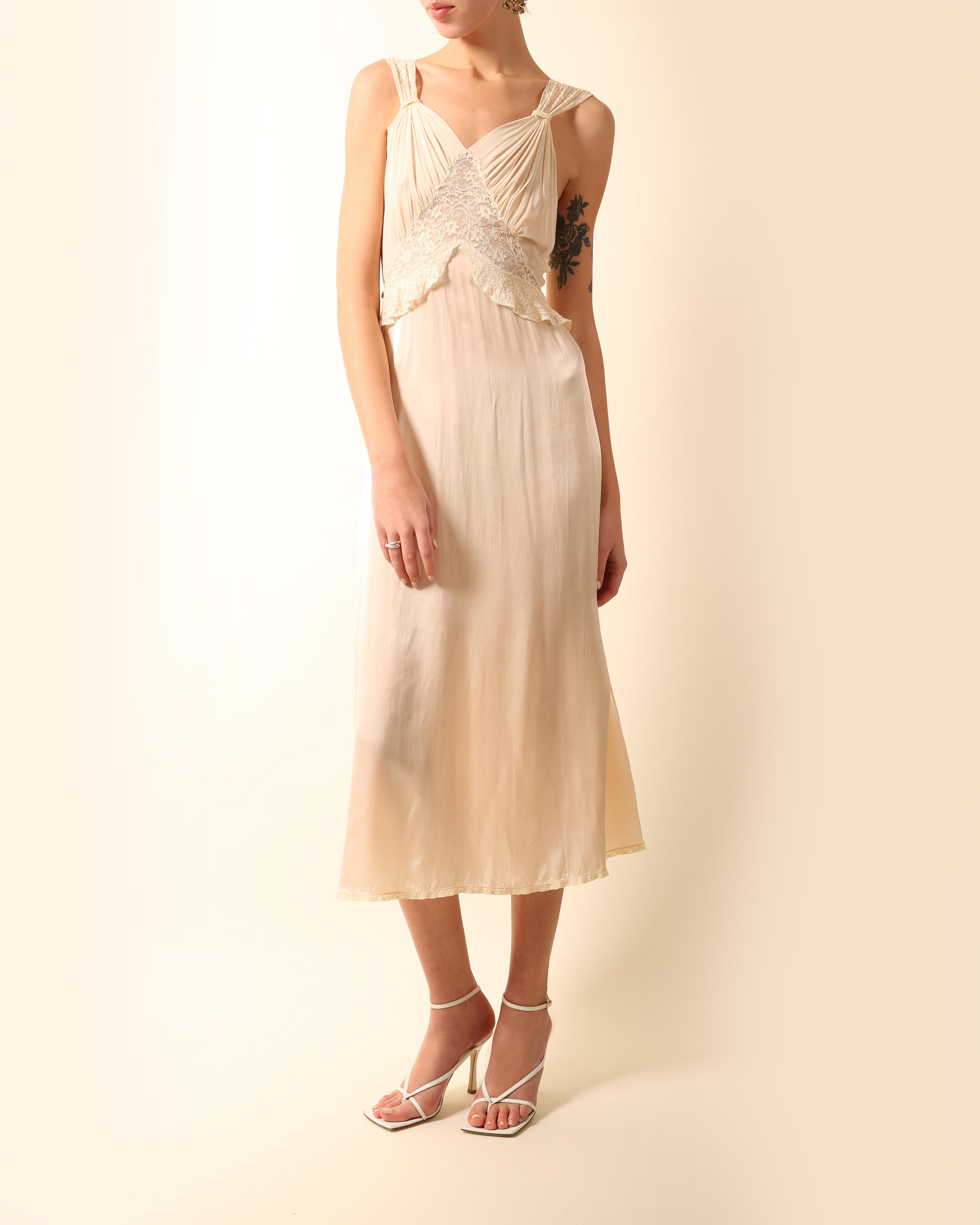 Vintage pink ivory silk chiffon lace sheer robe night gown midi slip dress XS-S In Good Condition In Milano, Lombardia