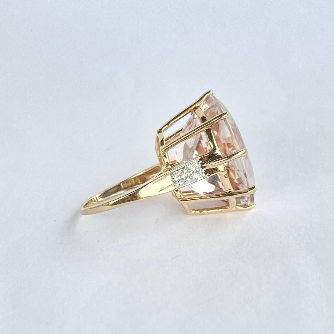 Women's Vintage Pink Kunzite and Diamond 14 Karat Gold Cocktail Ring For Sale