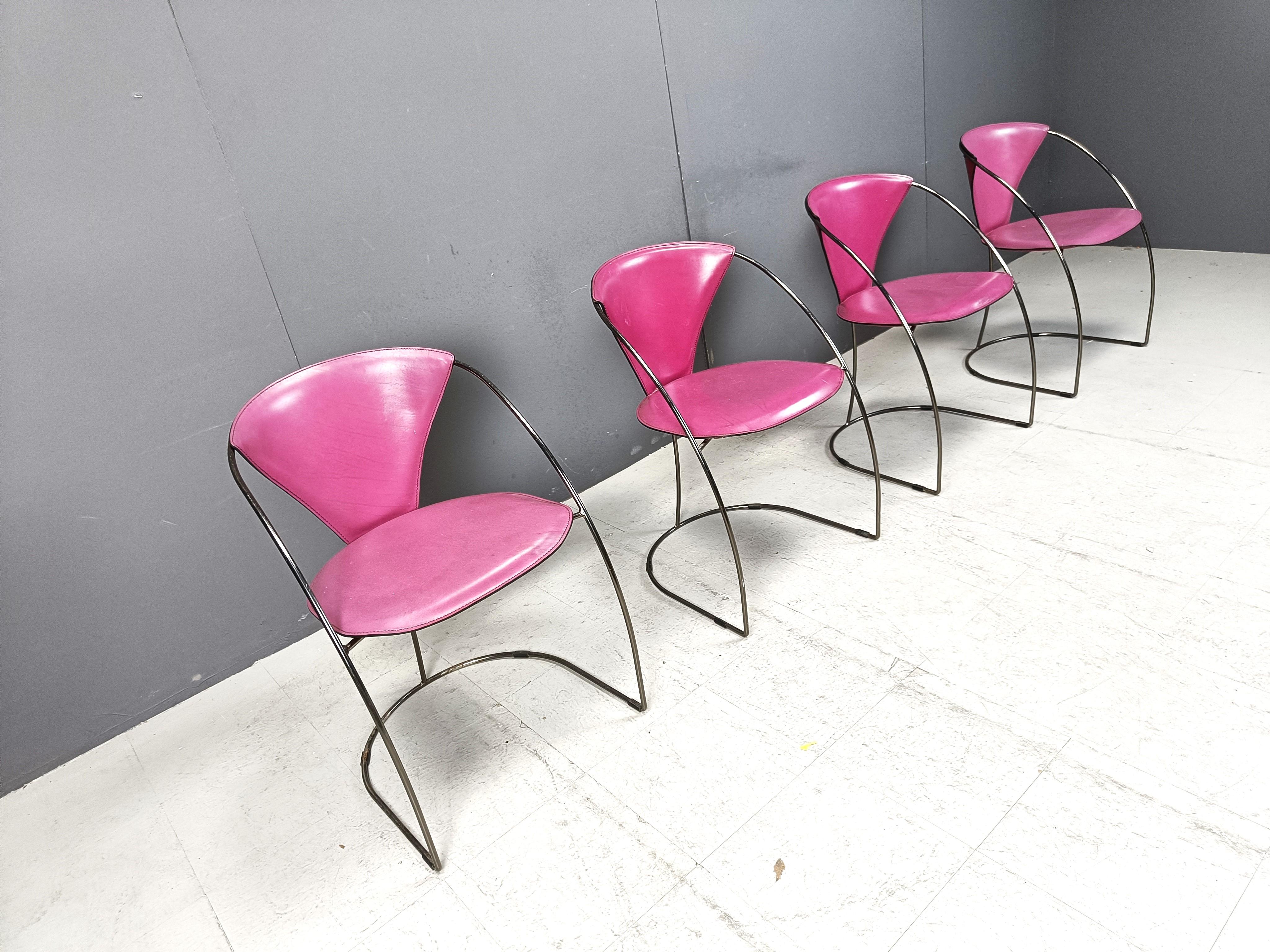 Fine XX secolo Sedie da pranzo 'linda' rosa vintage di Arrben, anni '80 - set di 4 in vendita