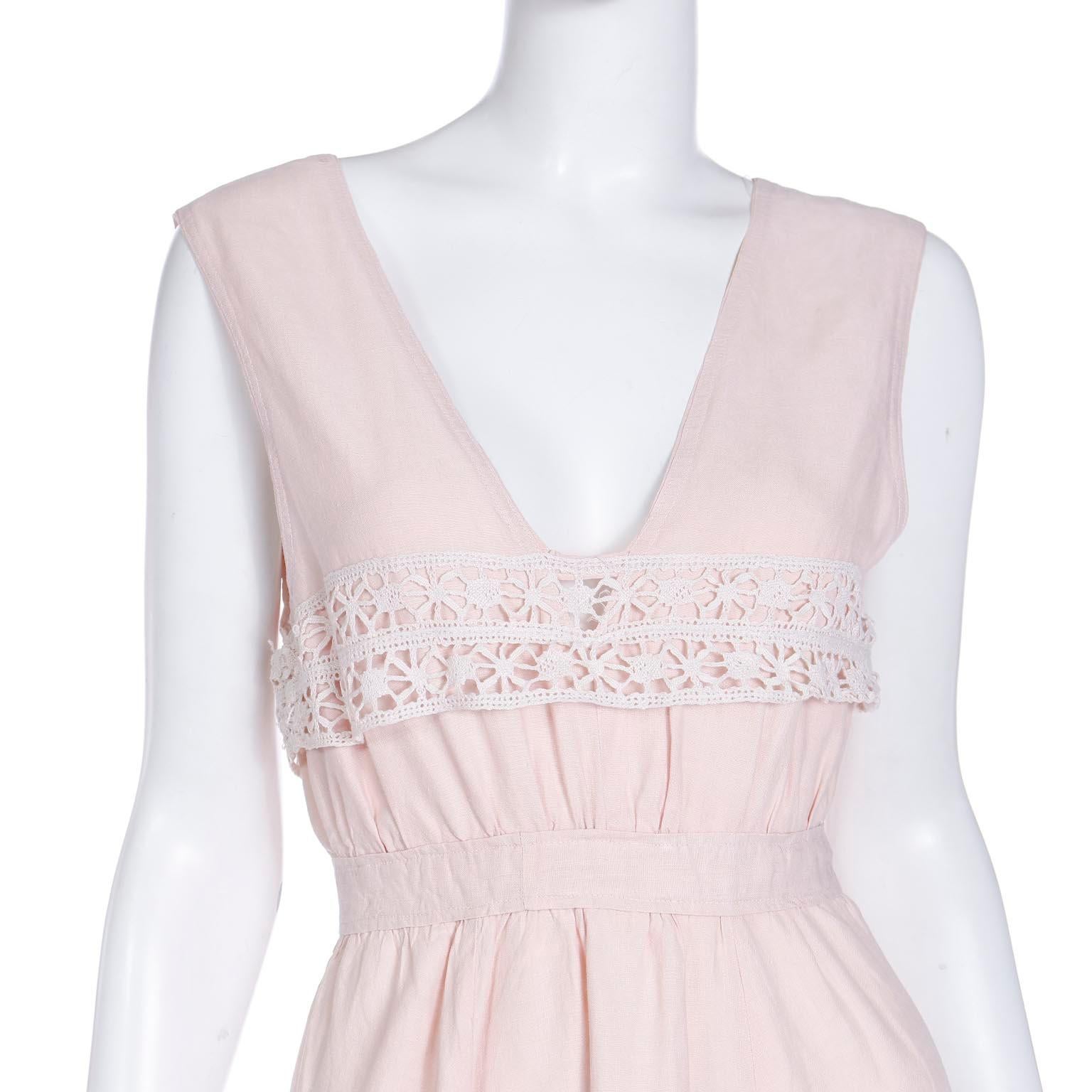 Vintage Pink Linen Edwardian Long Dress With White Lace Trim For Sale 3