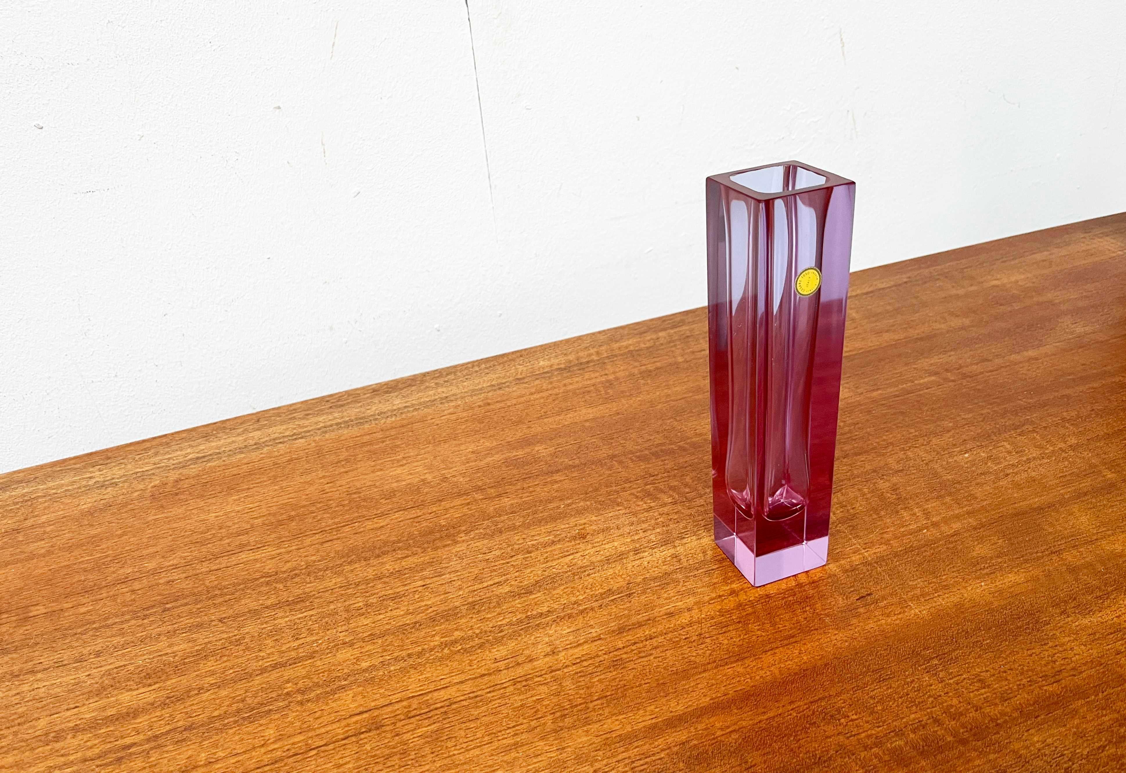 Vase en verre de Murano rose de Cesare Toso, Murano Venezia, Italie en vente 1
