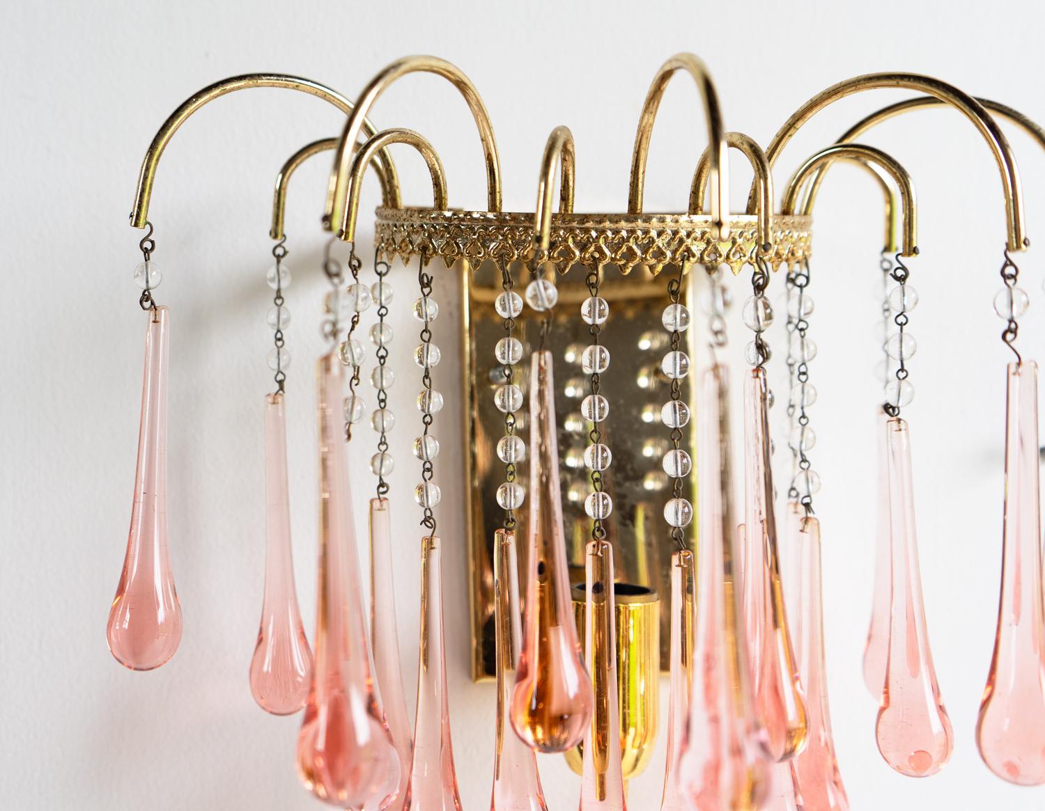 Italian Vintage Pink Murano Glass Teardrop Waterfall Sconce Wall Light, 1960s