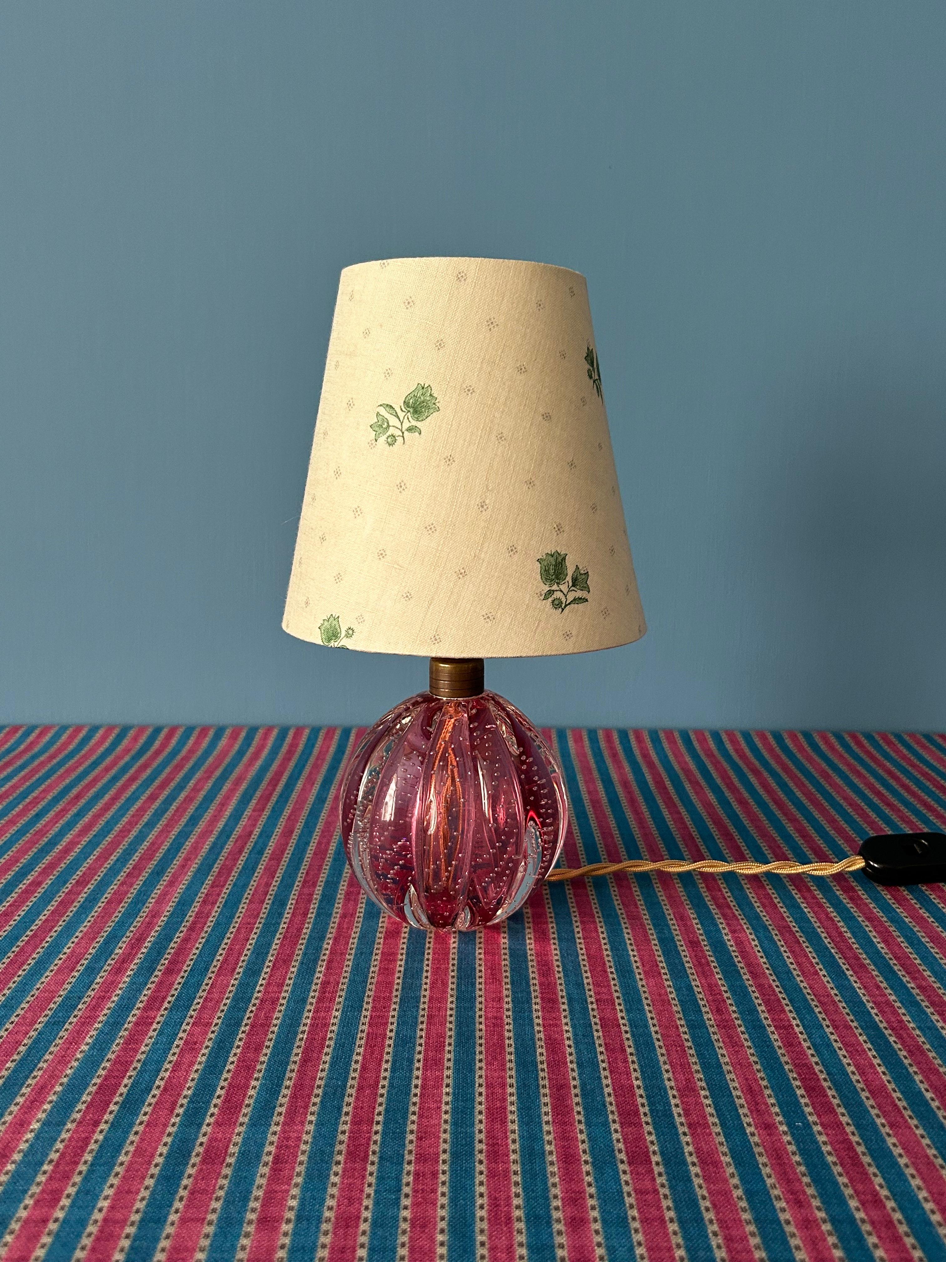 Italian Vintage Pink Murano Table Lamp with Customized Green Floral Shade, Italy, 1950s For Sale
