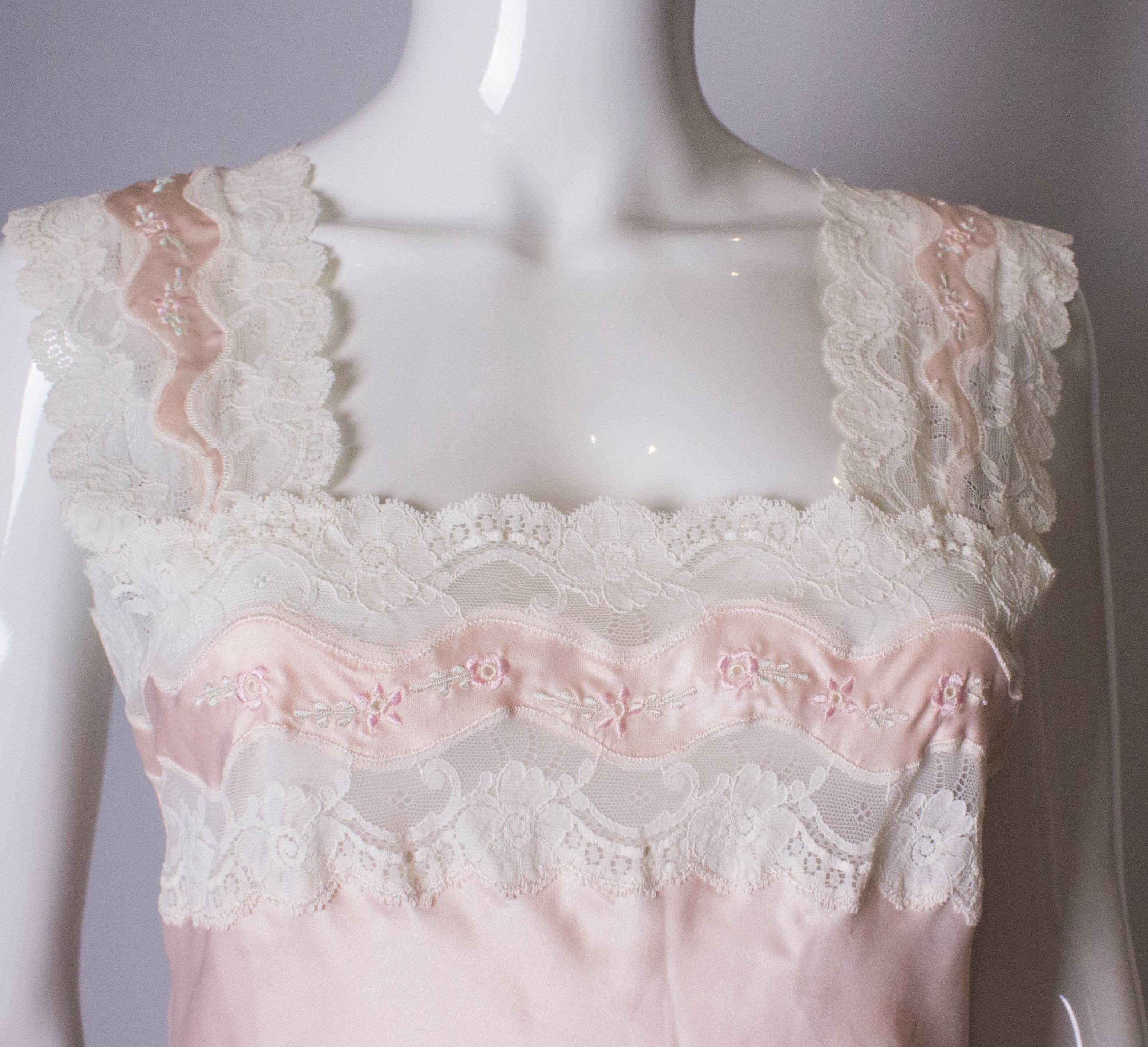 Vintage Pink Nightdress /Dress with Lace Detail 4