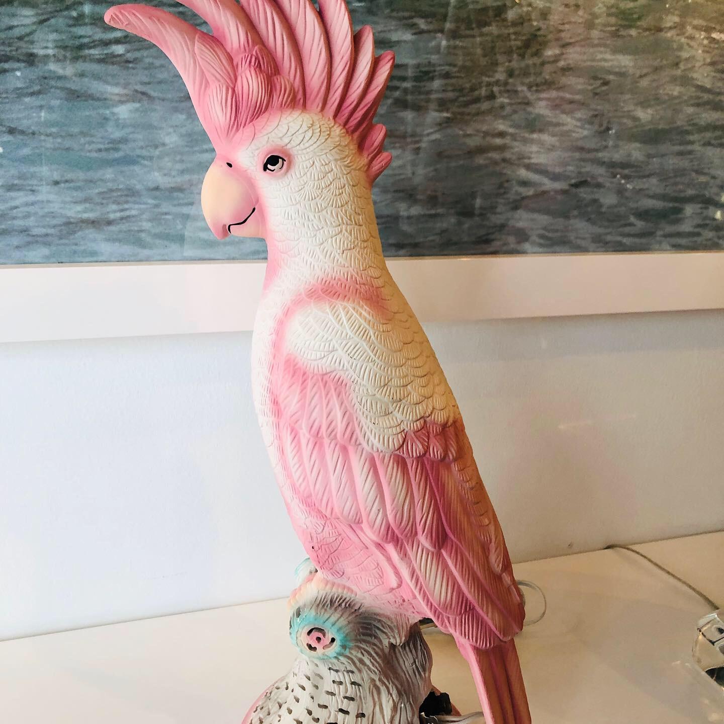 Ceramic Vintage Pink Parrot Cockatoo Bird Tropical Palm Beach Table Lamp Nightlight 