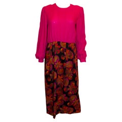 Vintage-Kleid mit rosa Druck von Donald Campbell