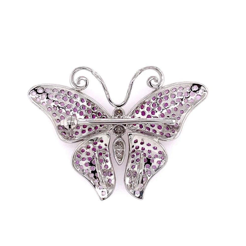 Vintage Pink Sapphire and Diamond Butterfly Brooch Pin In Excellent Condition For Sale In Montreal, QC